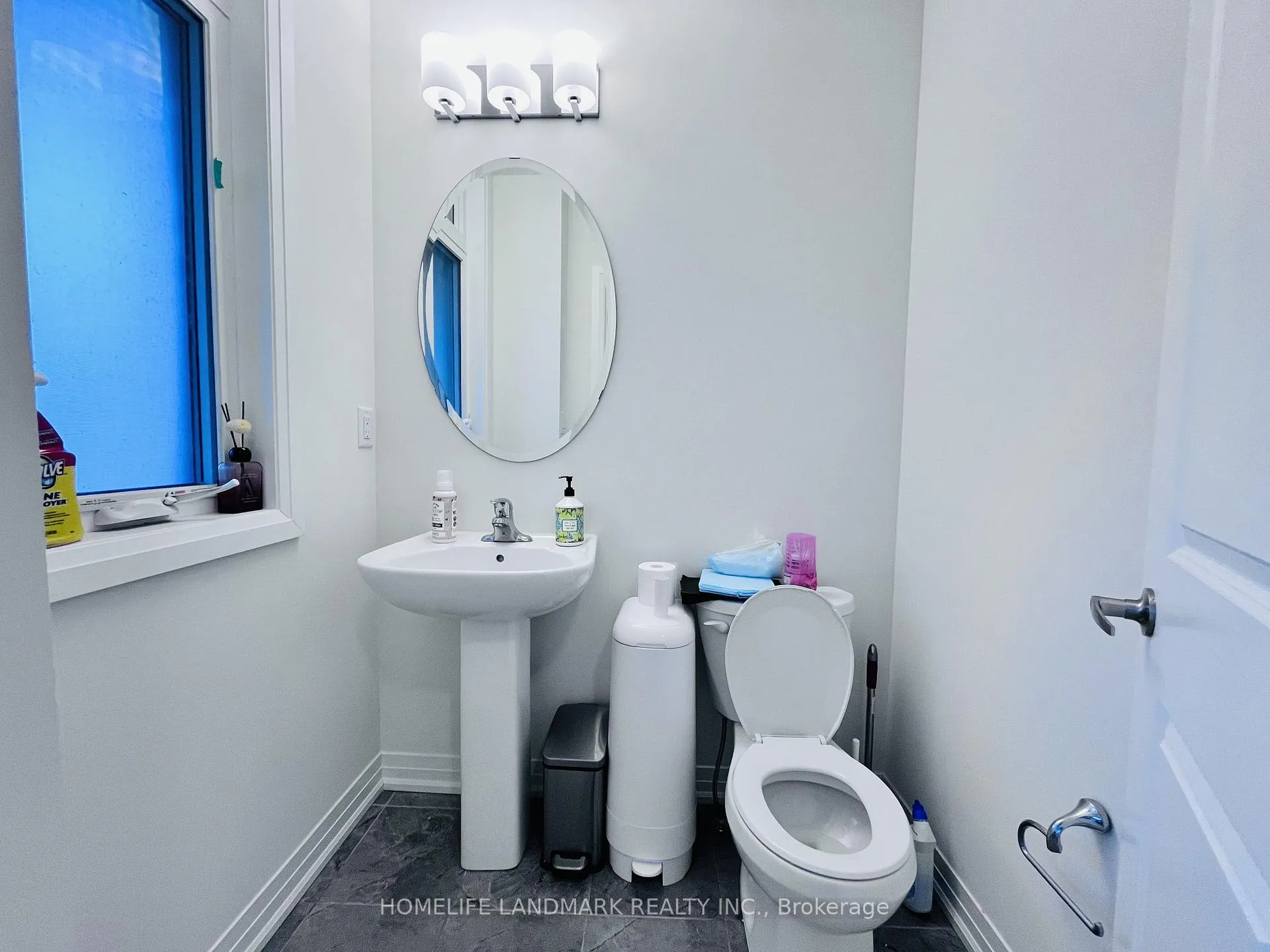Photo 6 of 1057 Cameo Street, Pickering, Rural Pickering — HOMEH