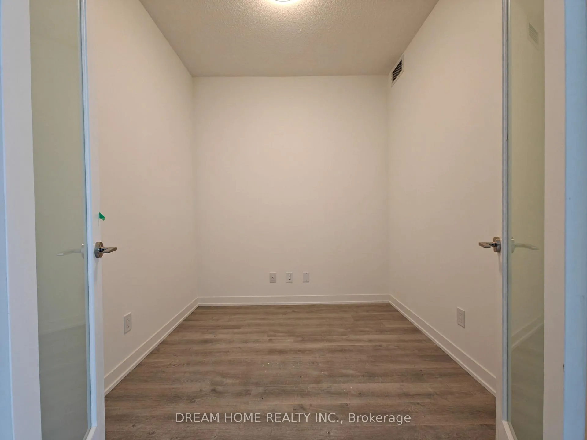 Photo 12 of Unit A1710, 8119 Birchmount Road, Markham, Unionville — HOMEH