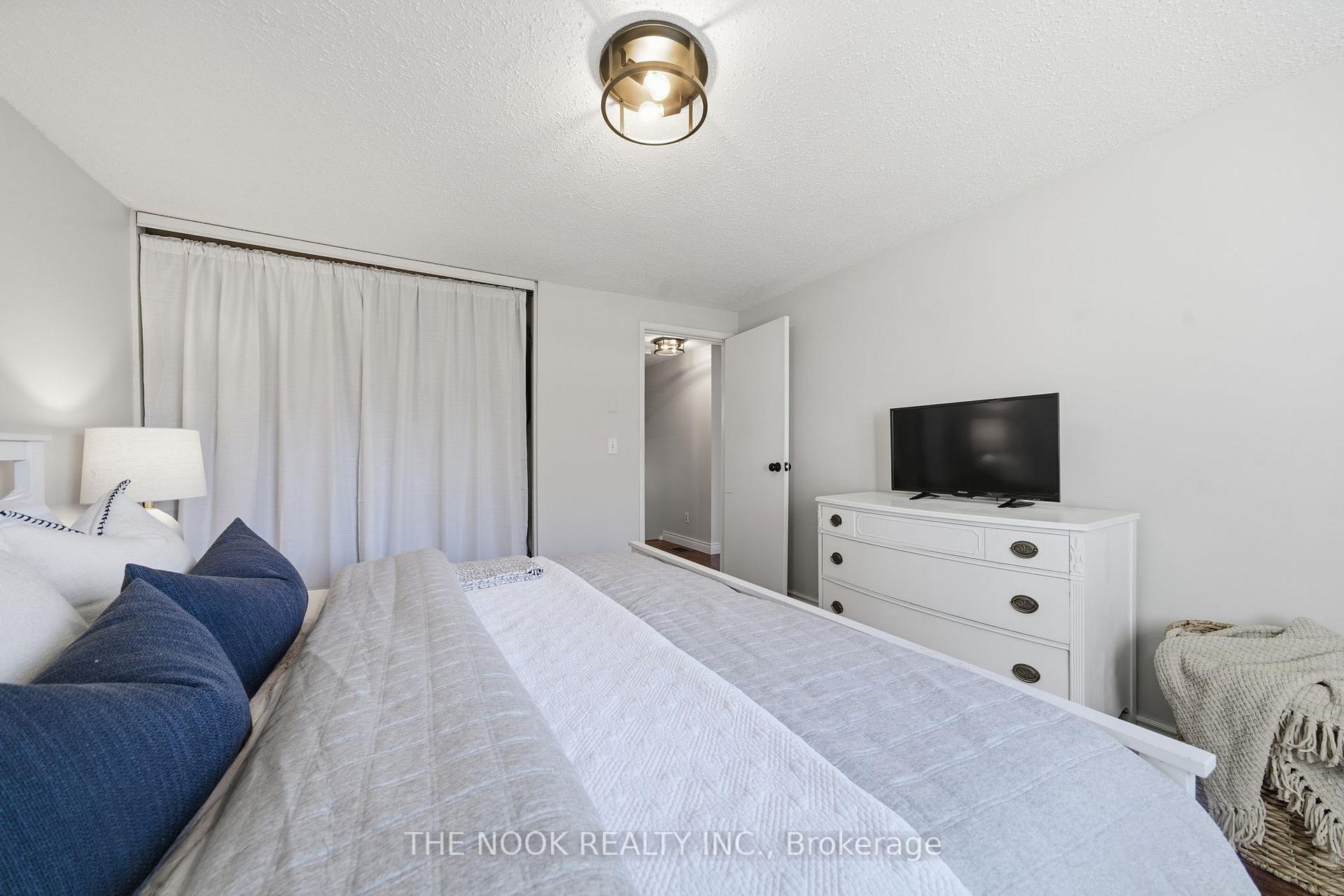 Photo 16 of 90 Centerfield Drive, Clarington, Courtice — HOMEH