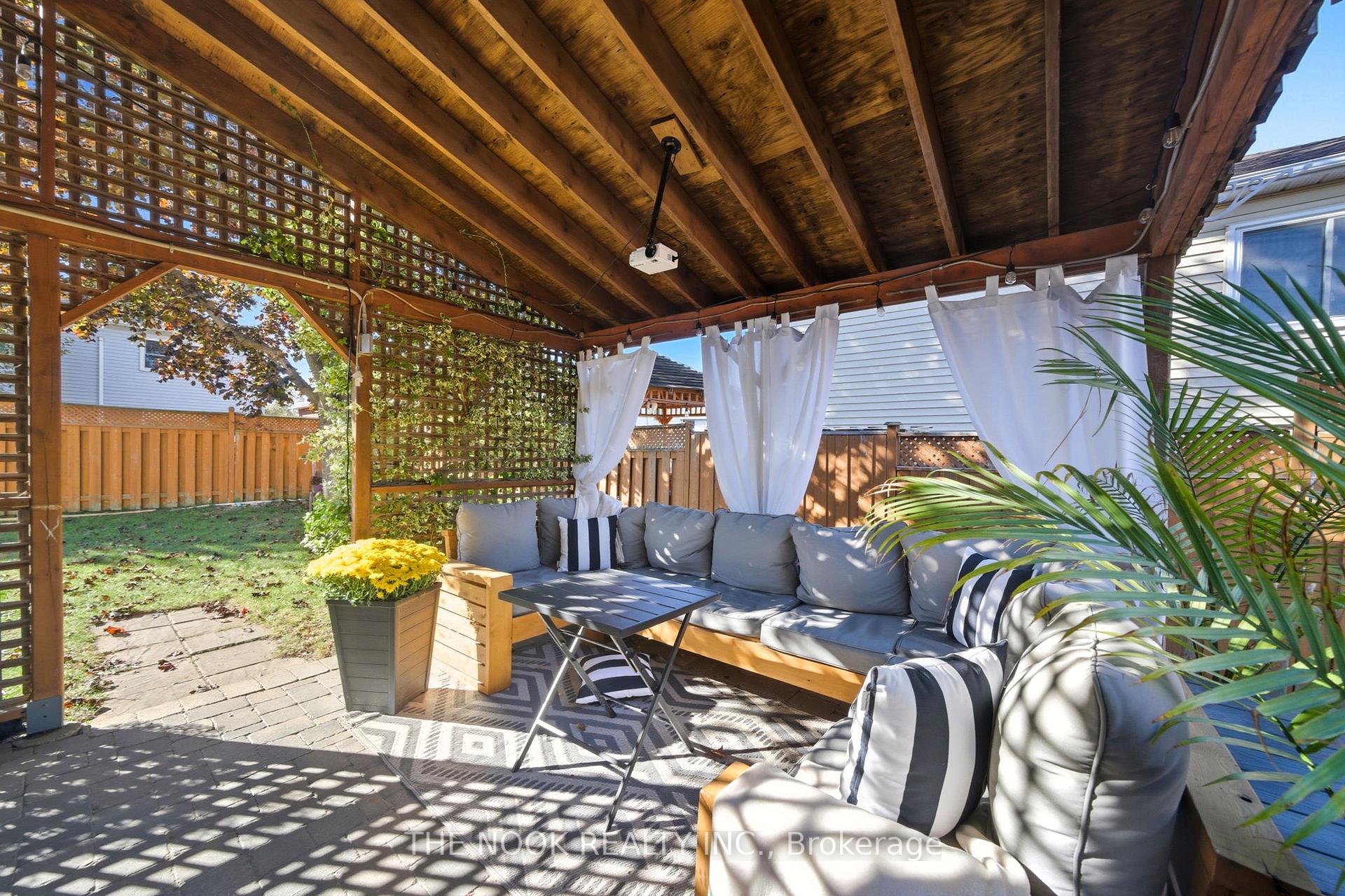 Photo 38 of 90 Centerfield Drive, Clarington, Courtice — HOMEH