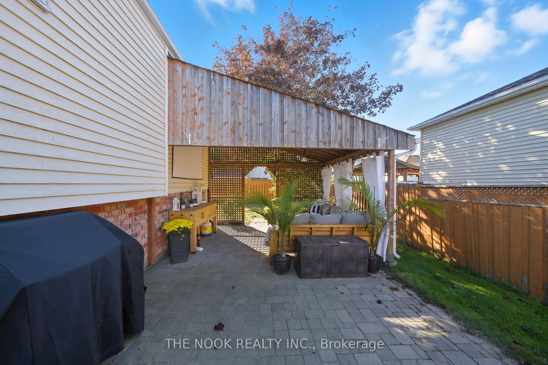Photo 41 of 90 Centerfield Drive, Clarington, Courtice — HOMEH