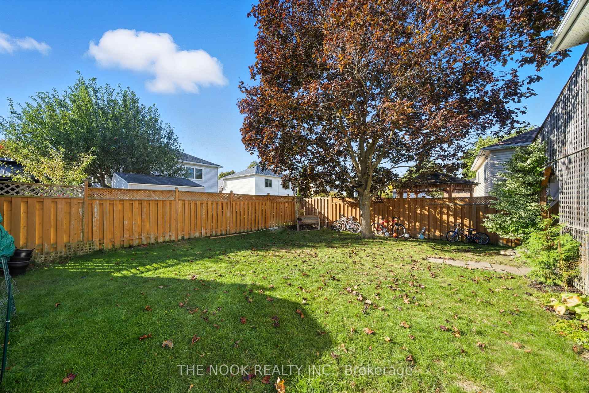 Photo 45 of 90 Centerfield Drive, Clarington, Courtice — HOMEH