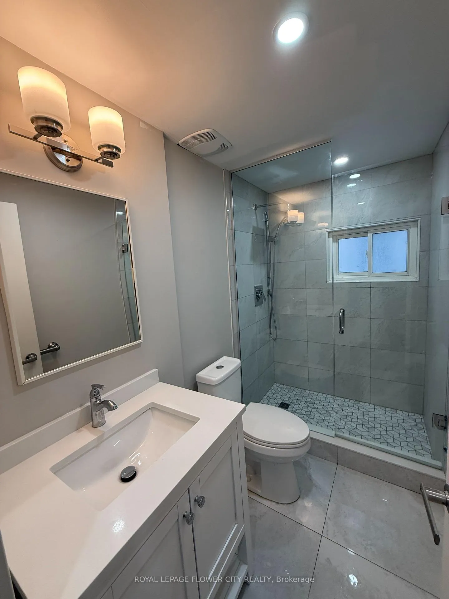 Photo 7 of 80 Willow Street, Caledon, Bolton East — HOMEH
