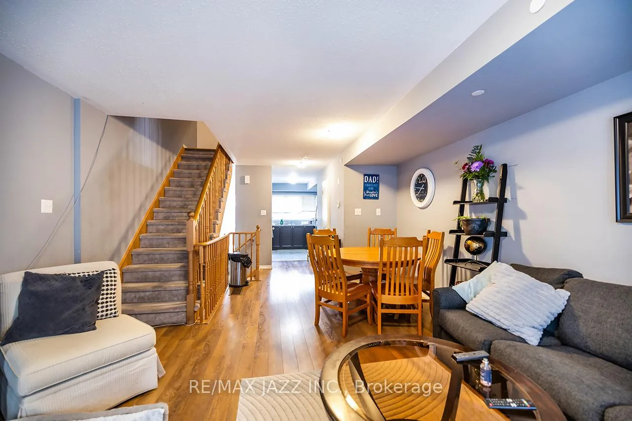 Photo 5 of 2307 Chevron Prince Path, Oshawa, Windfields — HOMEH