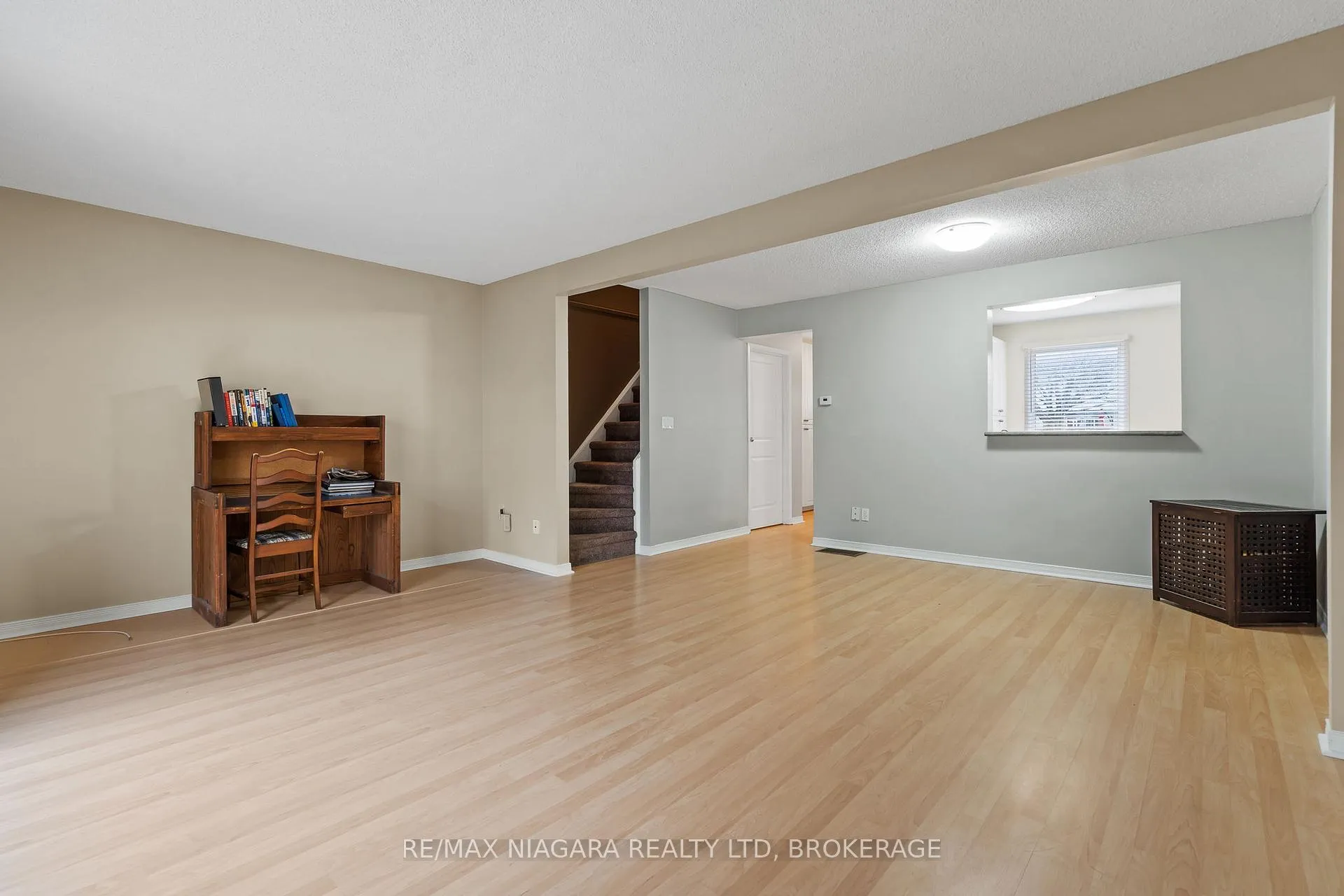 Photo 8 of Unit 48, 302 Vine Street, St. Catharines, Carlton/Bunting — HOMEH
