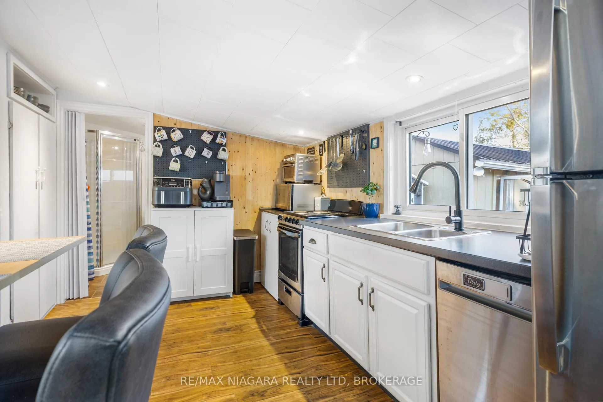 Photo 10 of 34 Pansy Avenue, Norfolk, Port Dover — HOMEH