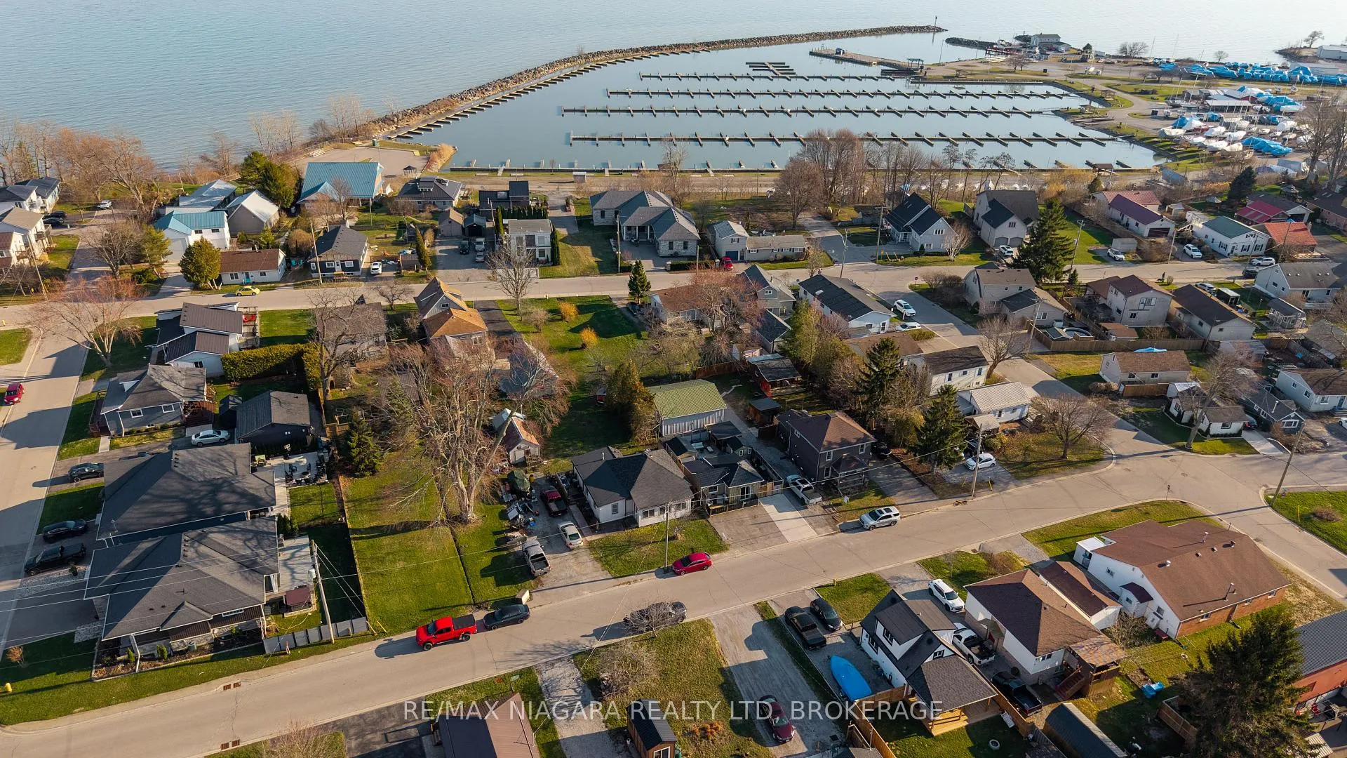 Photo 30 of 34 Pansy Avenue, Norfolk, Port Dover — HOMEH