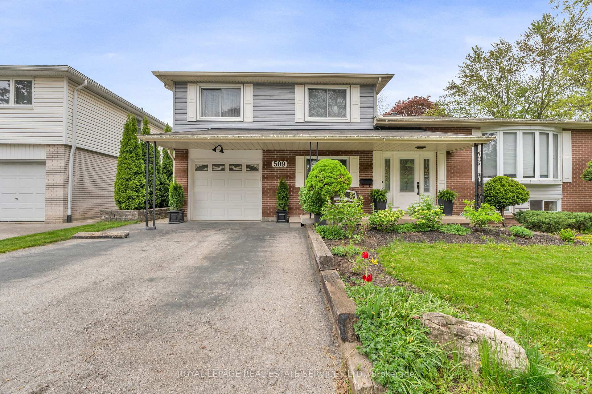 Front of Unit #Lower, 509 Pinedale Avenue