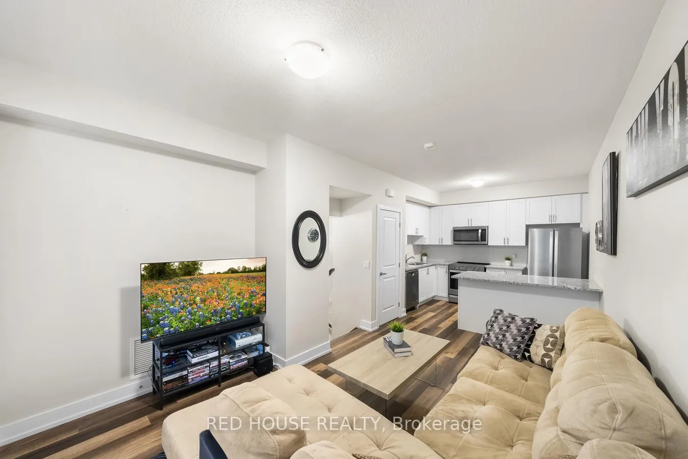 Photo 7 of Unit 21, 261 Skinner Road, Hamilton, Waterdown — HOMEH