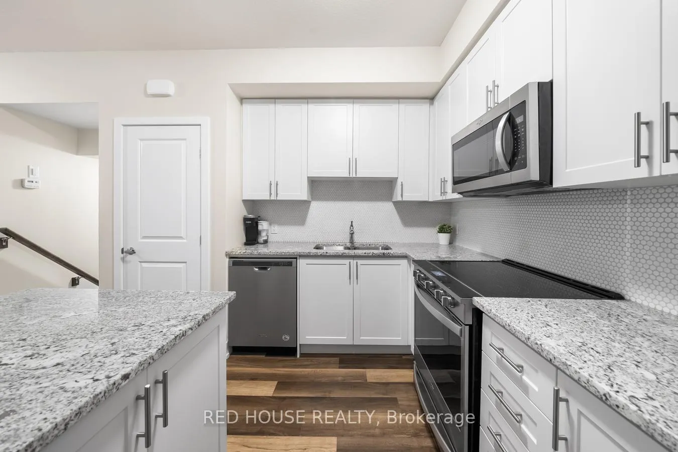 Photo 10 of Unit 21, 261 Skinner Road, Hamilton, Waterdown — HOMEH