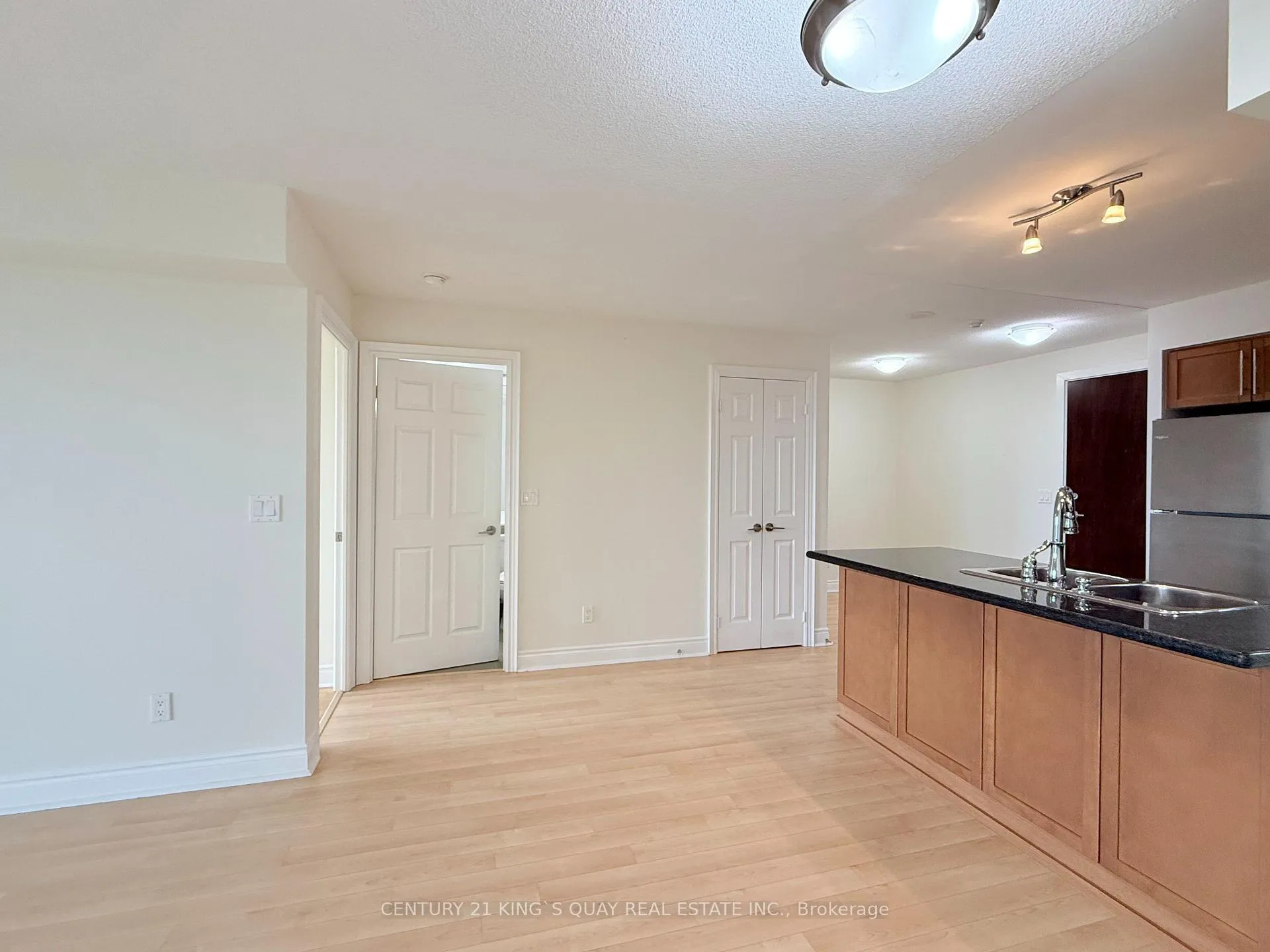 Photo 9 of Unit 1051, 23 Cox Boulevard, Markham, Unionville — HOMEH