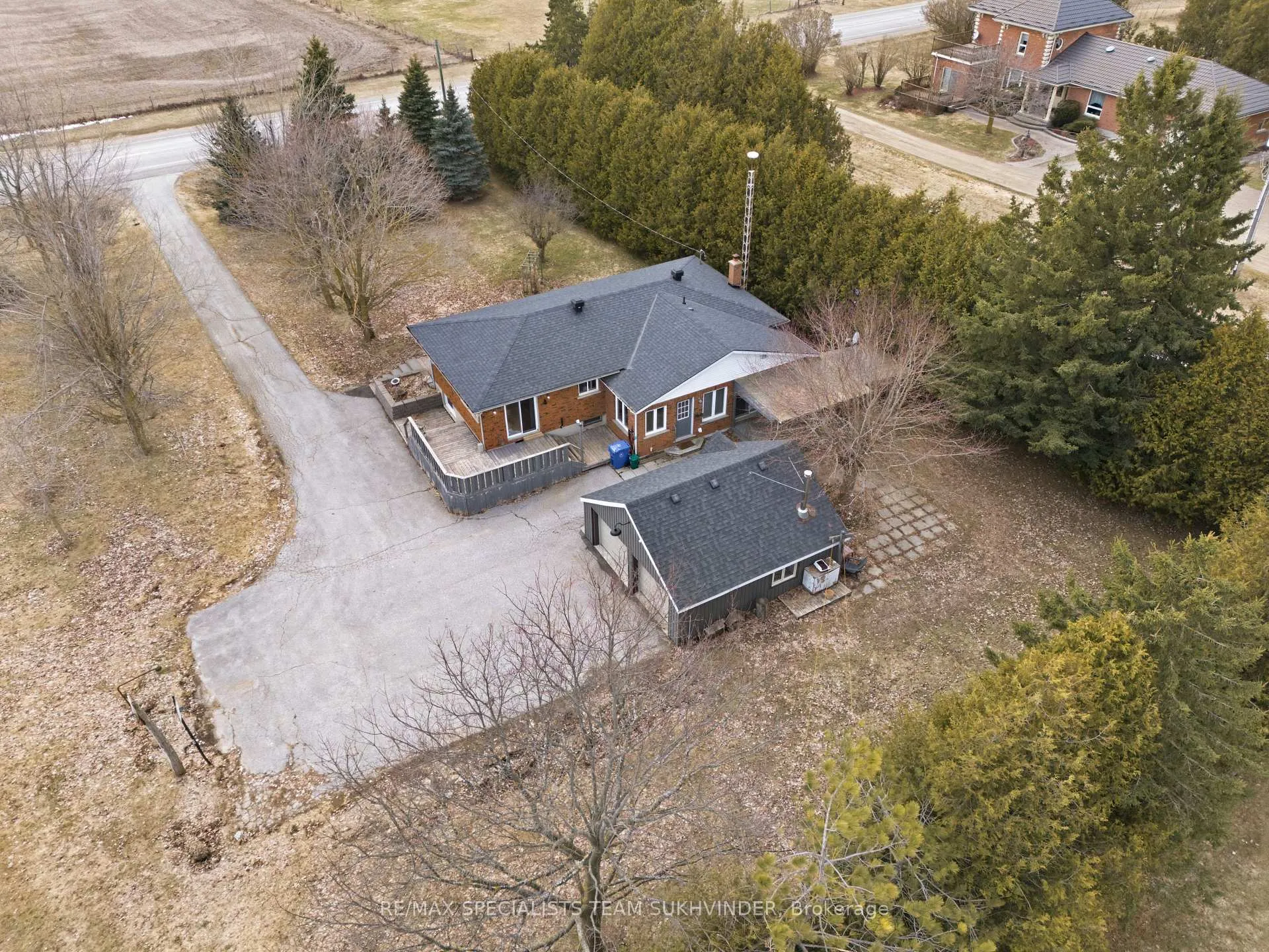 Photo 3 of 394073 County Road 12, Amaranth, Rural Amaranth — HOMEH