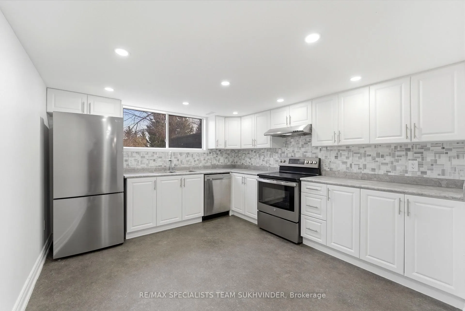 Photo 23 of 394073 County Road 12, Amaranth, Rural Amaranth — HOMEH