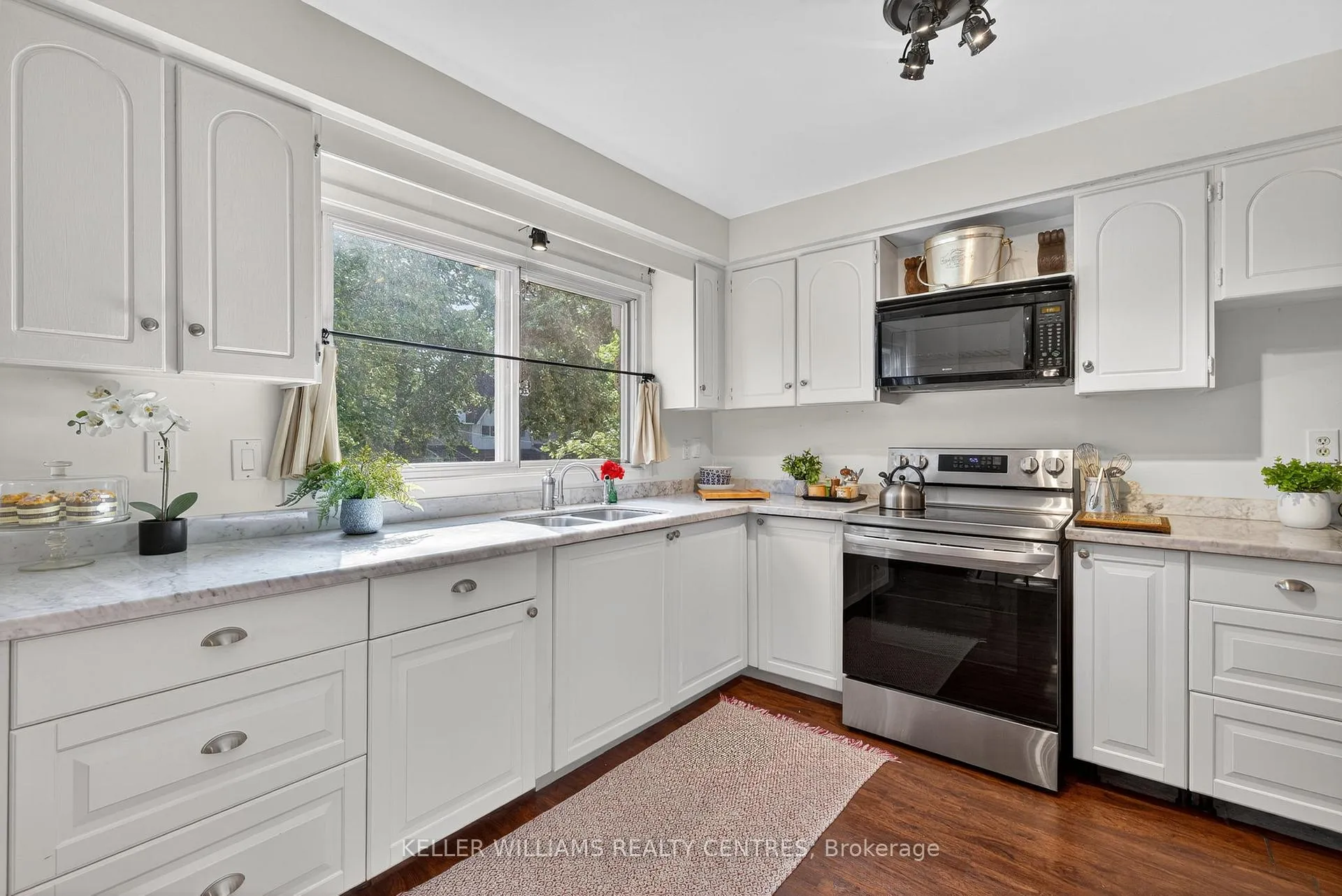 Photo 15 of 80 Poplar Crescent, Aurora, Aurora Highlands — HOMEH