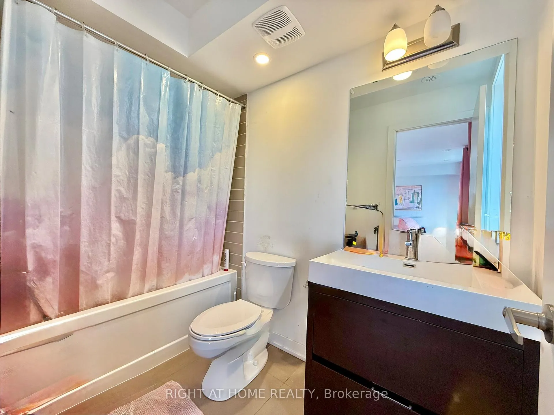 Photo 10 of Unit 14, 88 Turtle Island Road, Toronto, Englemount-Lawrence — HOMEH