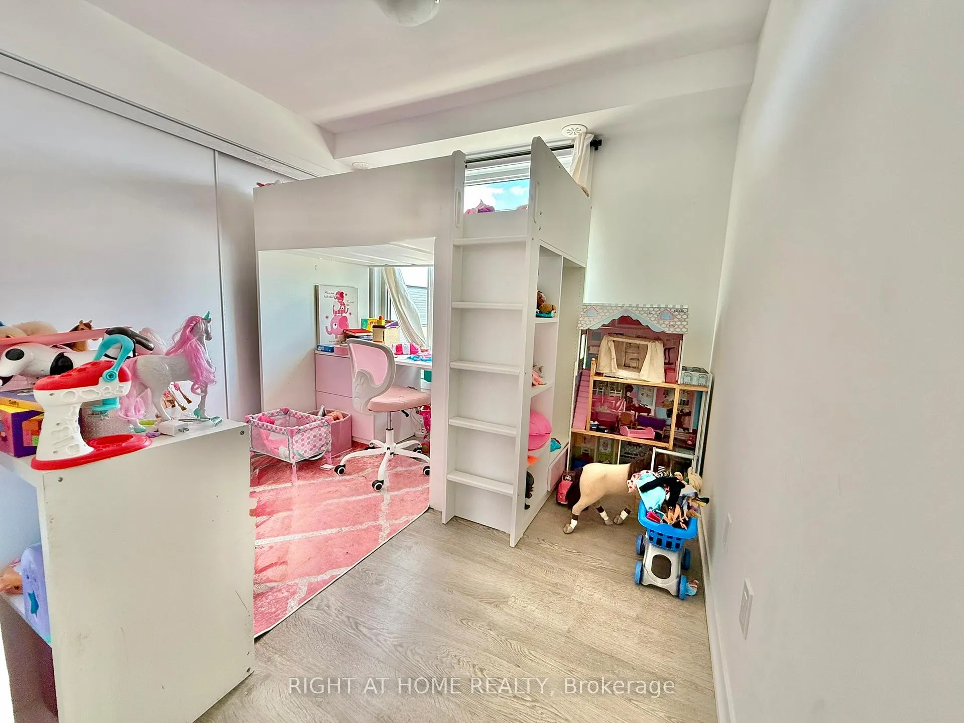 Photo 12 of Unit 14, 88 Turtle Island Road, Toronto, Englemount-Lawrence — HOMEH