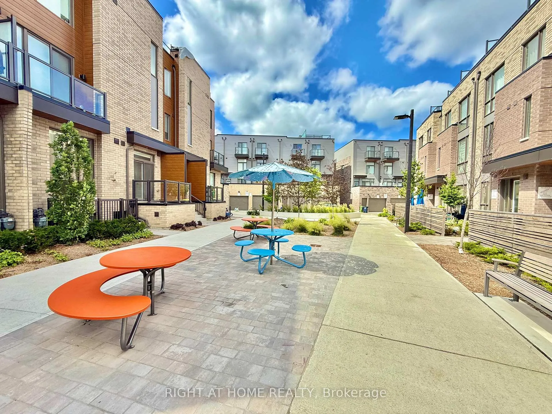 Photo 17 of Unit 14, 88 Turtle Island Road, Toronto, Englemount-Lawrence — HOMEH