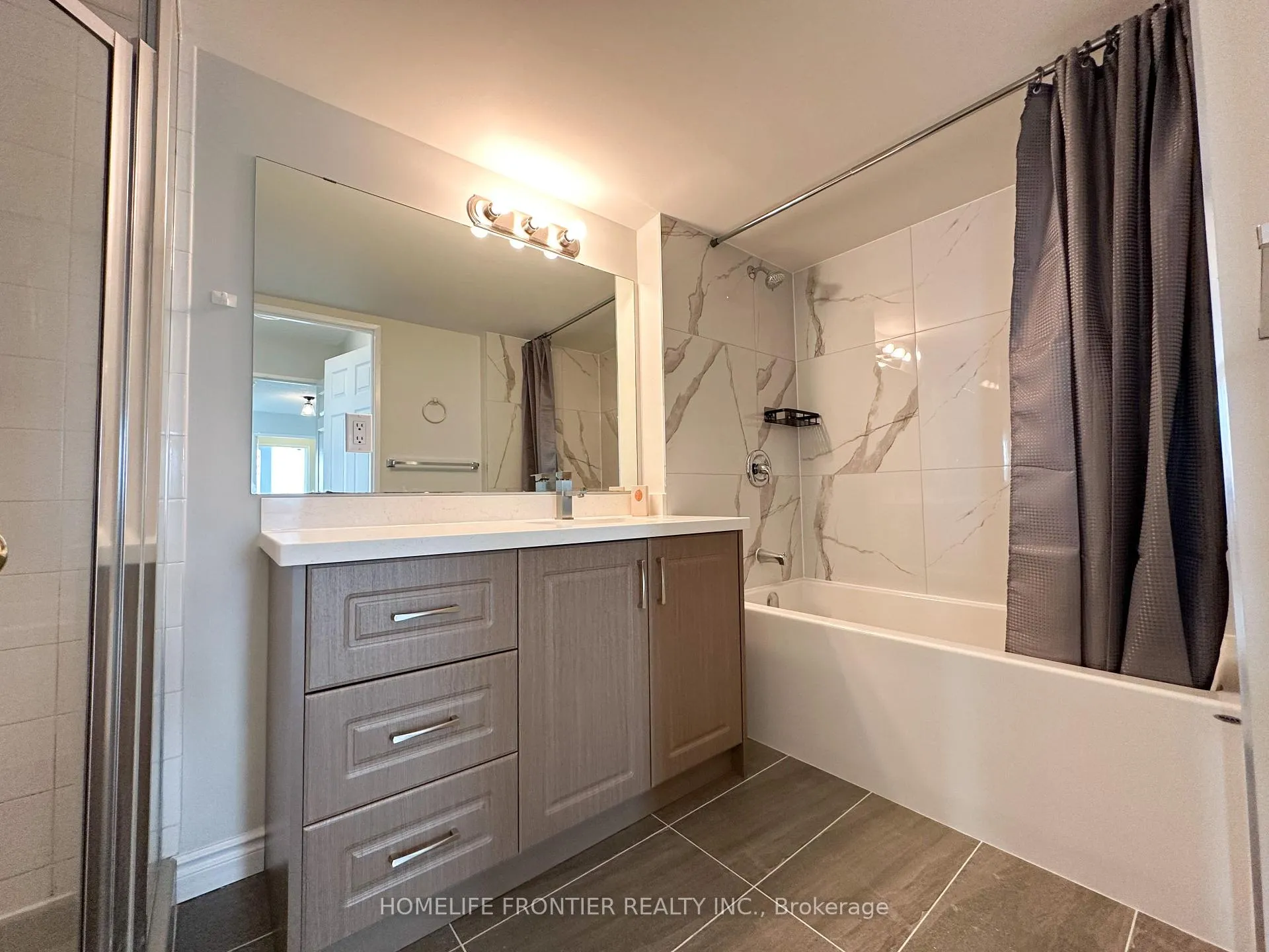 Photo 13 of Unit 504, 7825 Bayview Avenue, Markham, Aileen-Willowbrook — HOMEH