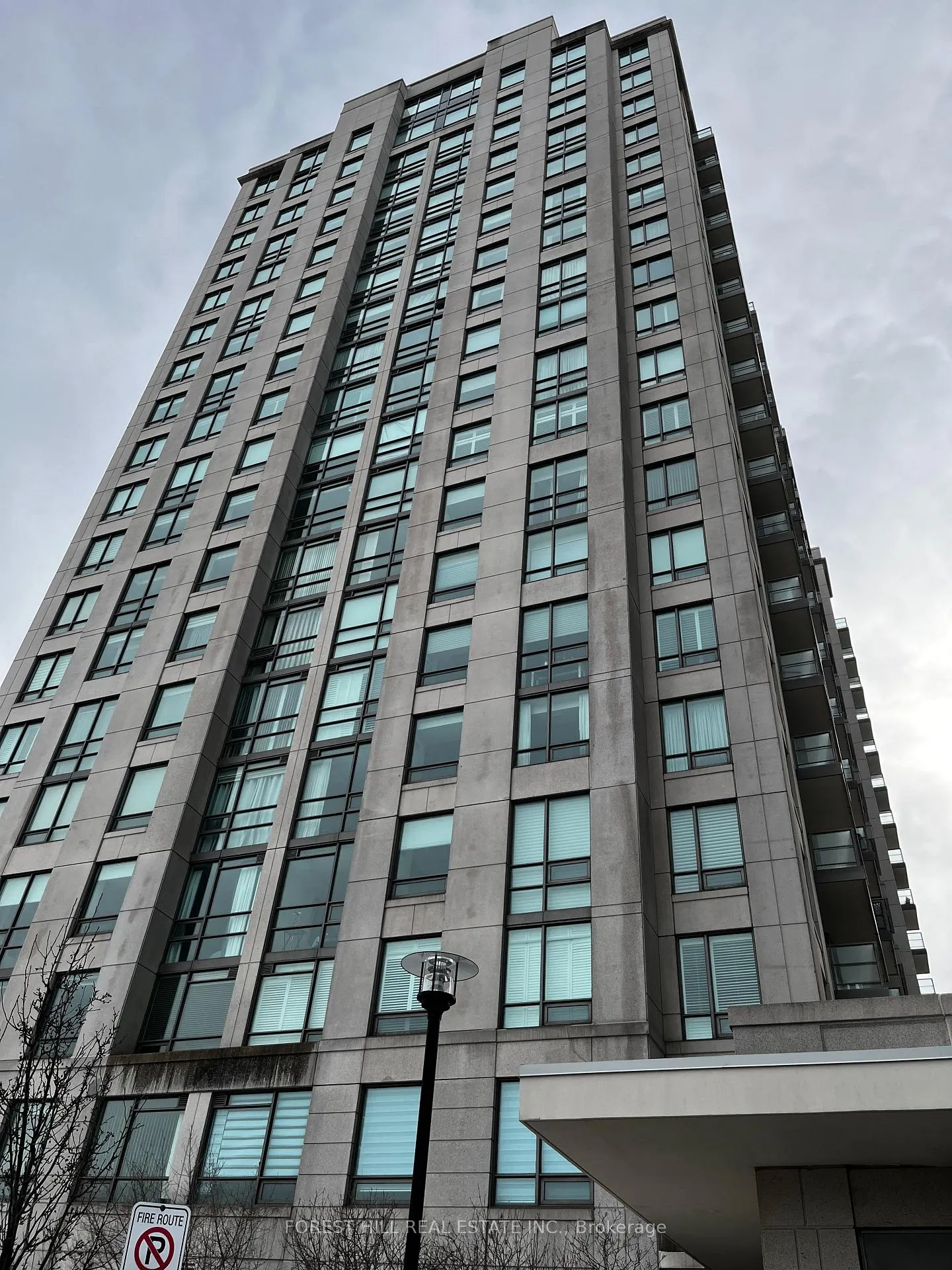 Photo 1 of Unit 1601, 88 Promenade Circle, Vaughan, Brownridge — HOMEH