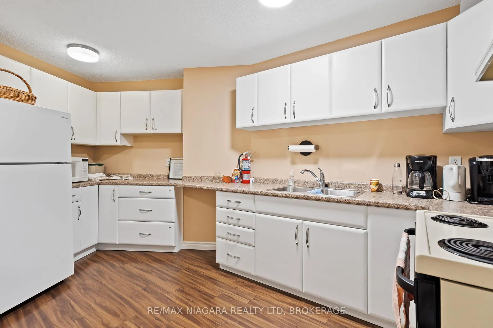 Photo 29 of Unit B5, 7 Gale Crescent, St. Catharines, Old Glenridge — HOMEH