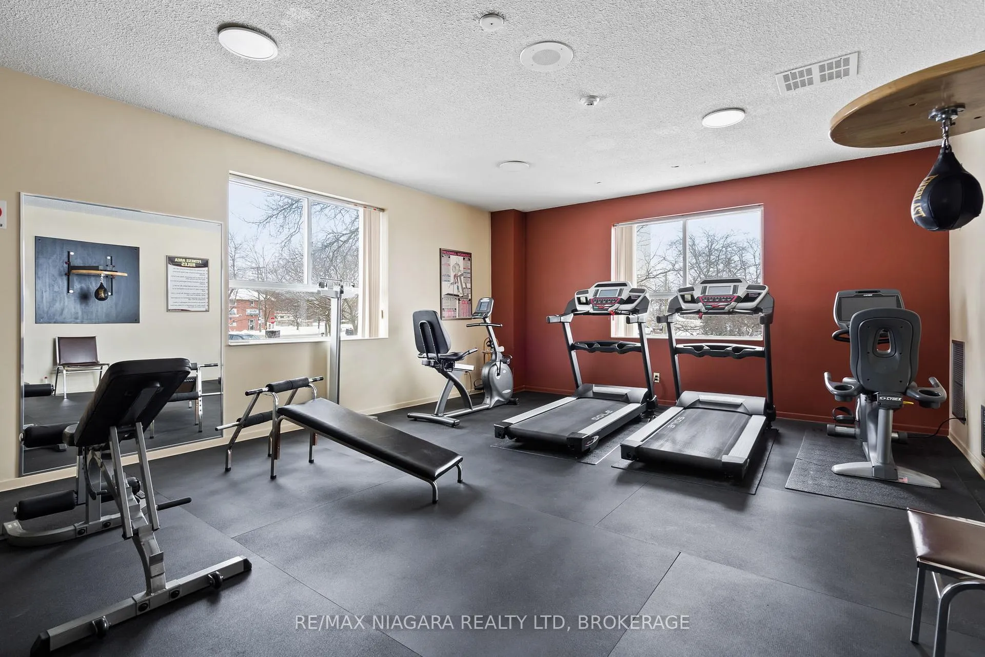 Photo 32 of Unit B5, 7 Gale Crescent, St. Catharines, Old Glenridge — HOMEH
