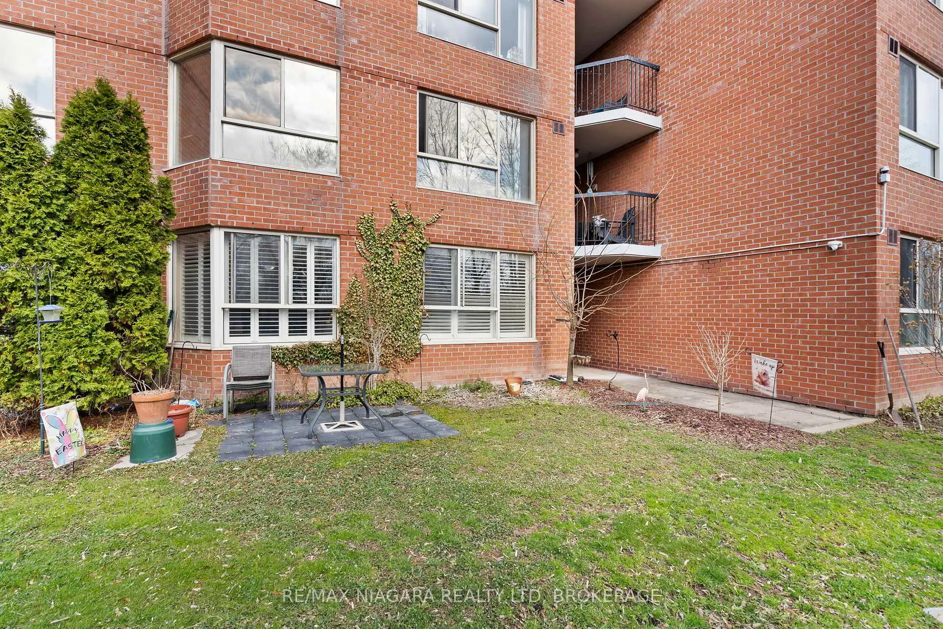 Photo 20 of Unit B5, 7 Gale Crescent, St. Catharines, Old Glenridge — HOMEH
