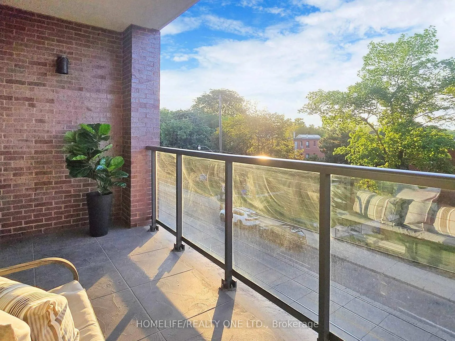 Photo 36 of Unit 402, 1331 Queen Street E, Toronto, South Riverdale — HOMEH