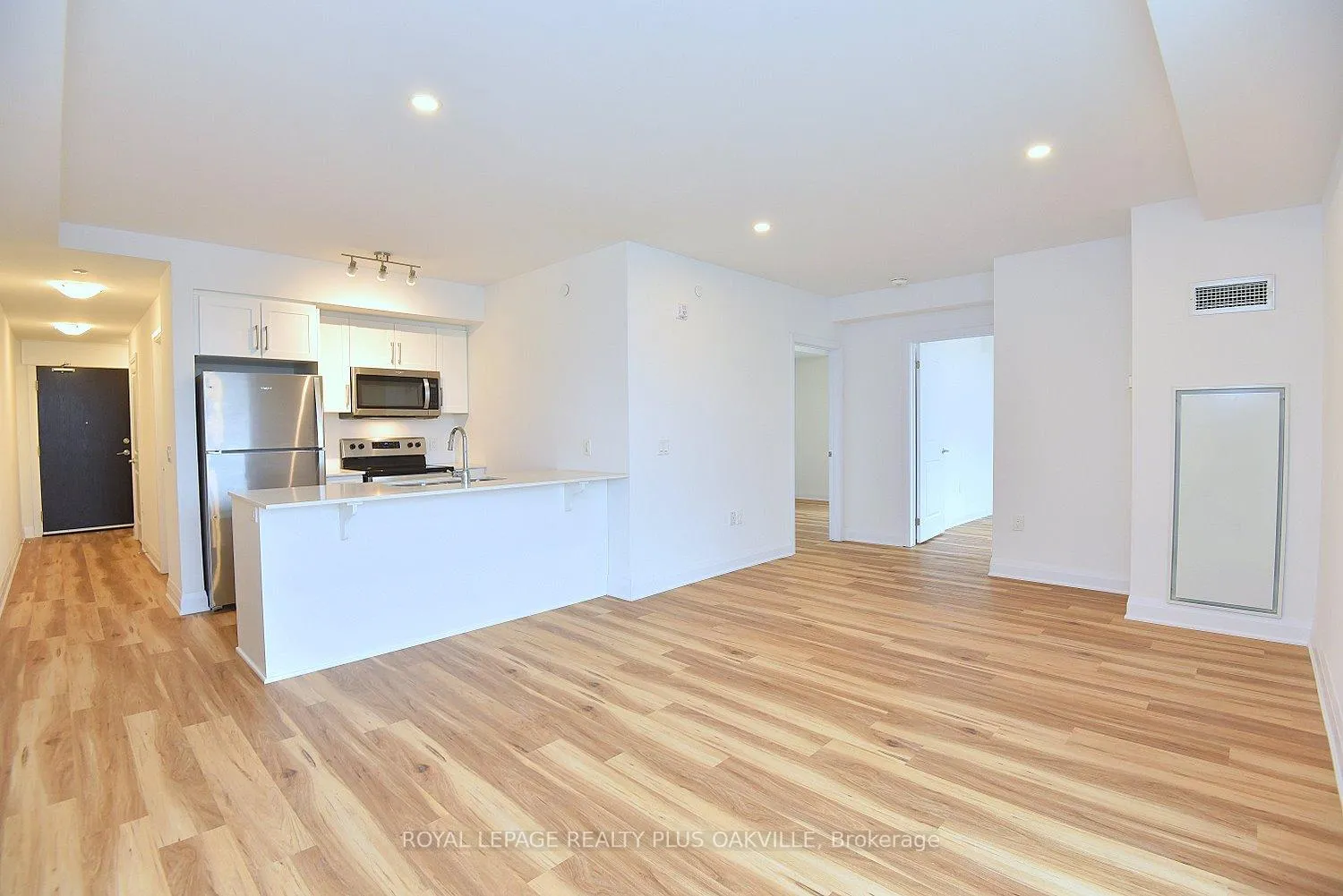 Photo 5 of Unit 219, 1936 Rymal Road E, Hamilton, Rural Glanbrook — HOMEH