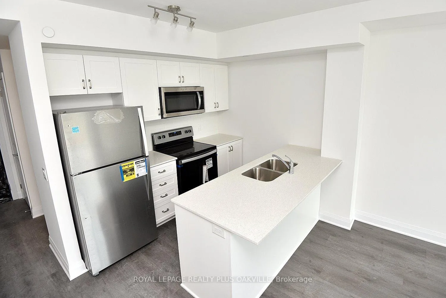 Photo 19 of Unit 219, 1936 Rymal Road E, Hamilton, Rural Glanbrook — HOMEH