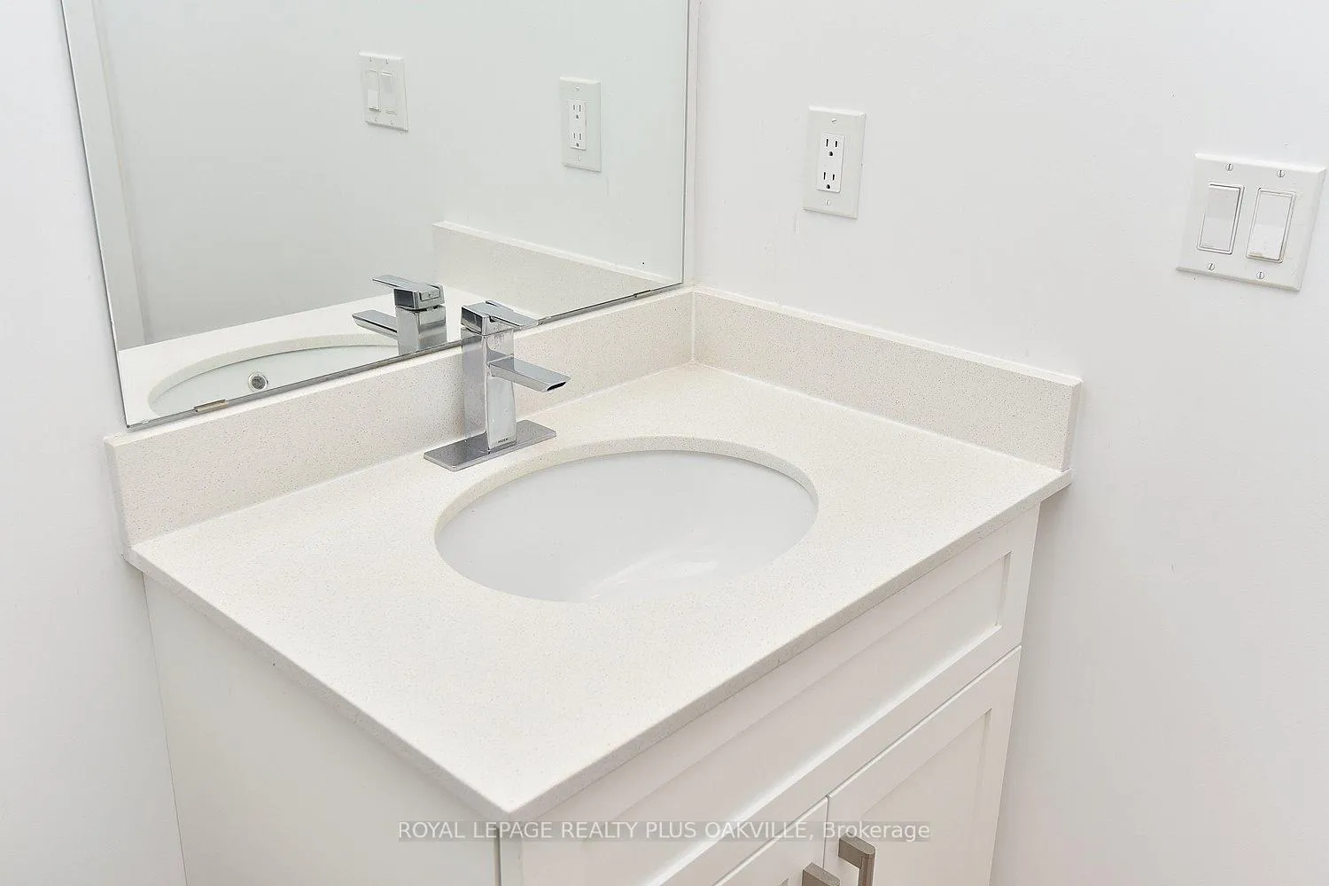 Photo 34 of Unit 219, 1936 Rymal Road E, Hamilton, Rural Glanbrook — HOMEH