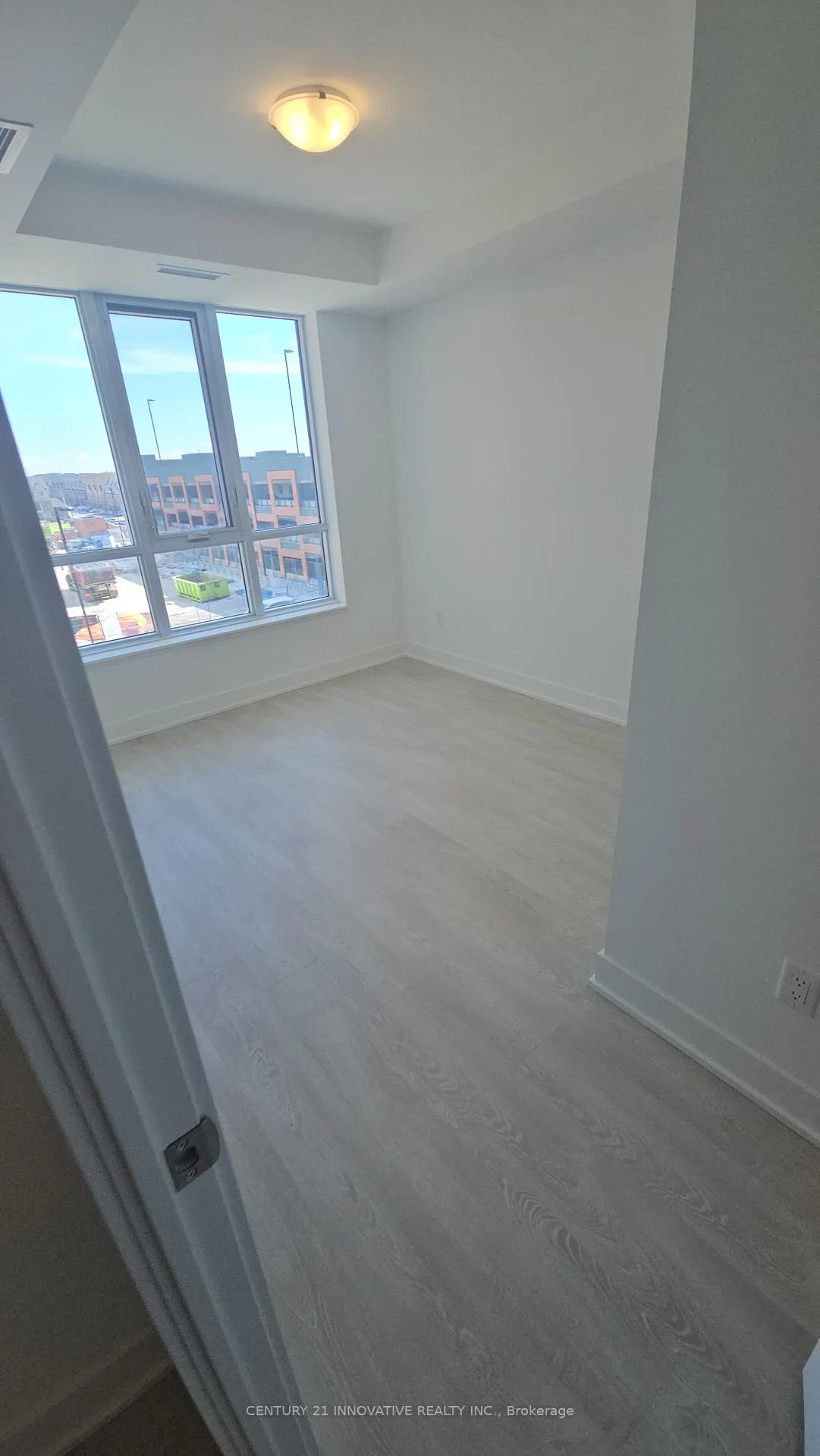 Photo 5 of 2545 Simcoe Street, Oshawa, Windfields — HOMEH