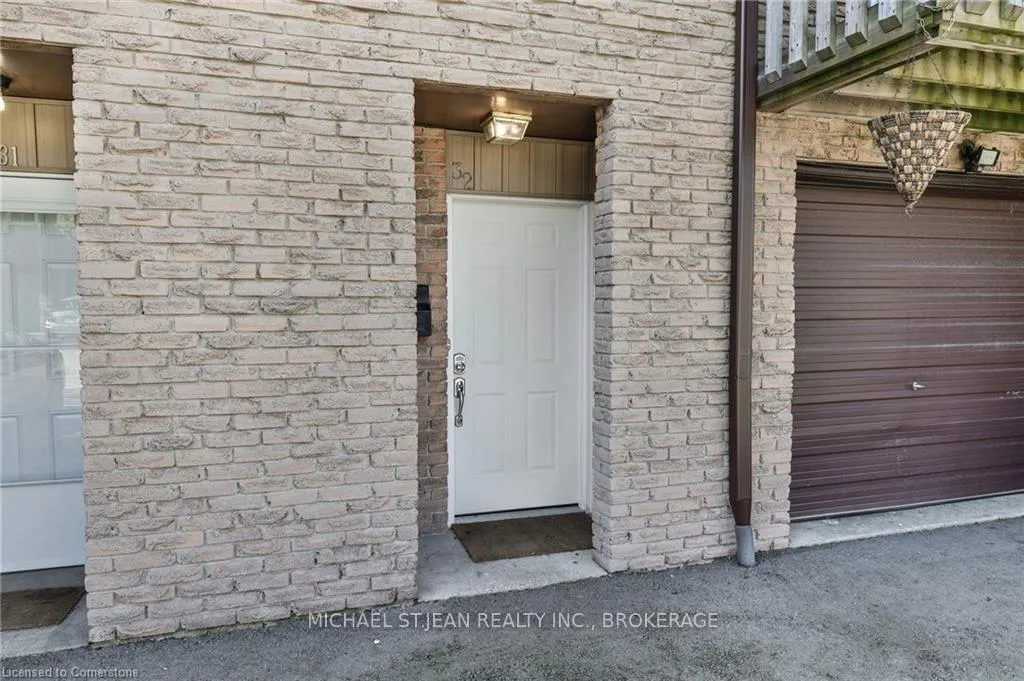 Photo 5 of Unit 32, 985 Limeridge Road E, Hamilton, Berrisfield — HOMEH