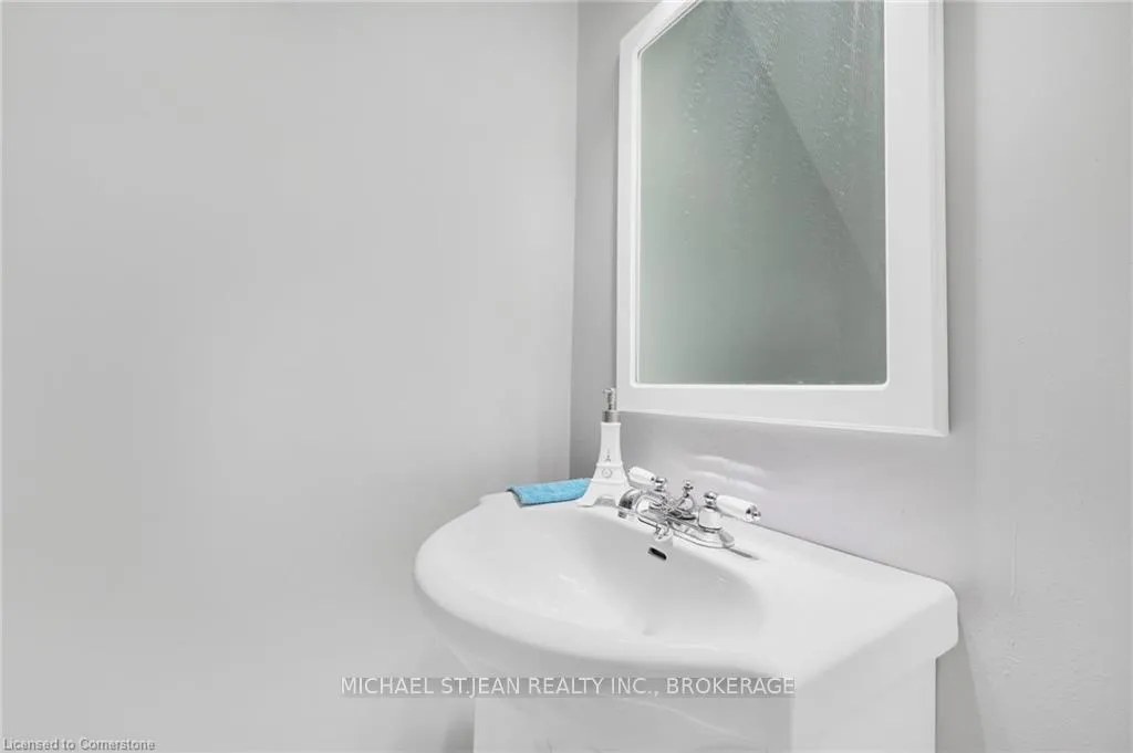 Photo 24 of Unit 32, 985 Limeridge Road E, Hamilton, Berrisfield — HOMEH