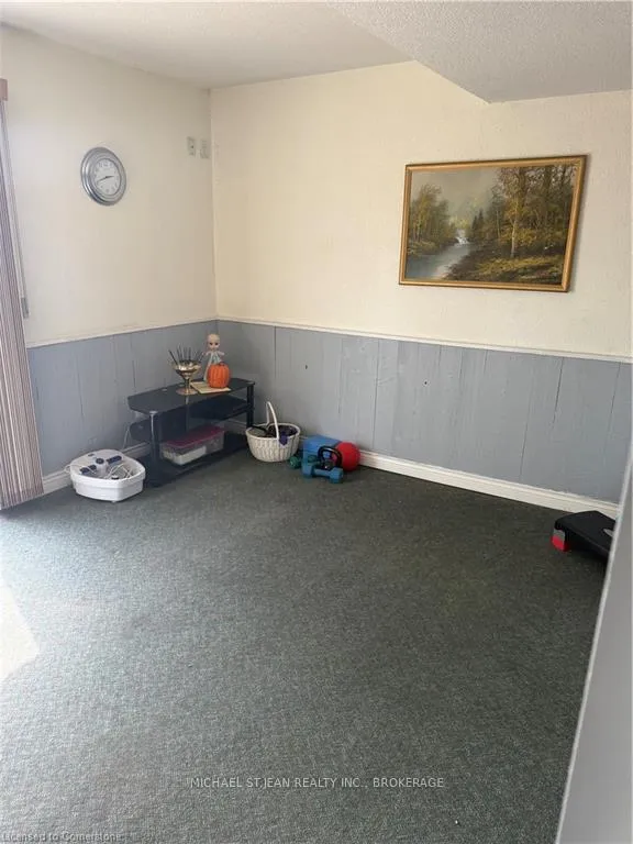 Photo 35 of Unit 32, 985 Limeridge Road E, Hamilton, Berrisfield — HOMEH