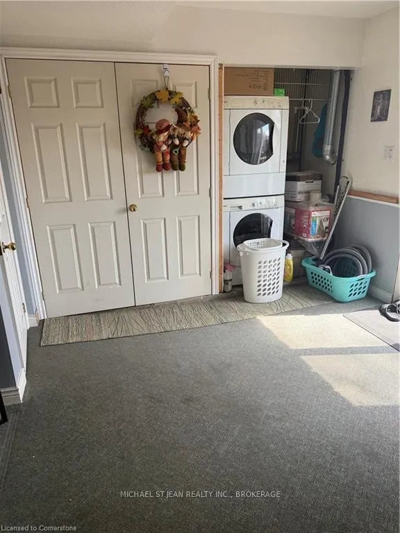 Photo 36 of Unit 32, 985 Limeridge Road E, Hamilton, Berrisfield — HOMEH