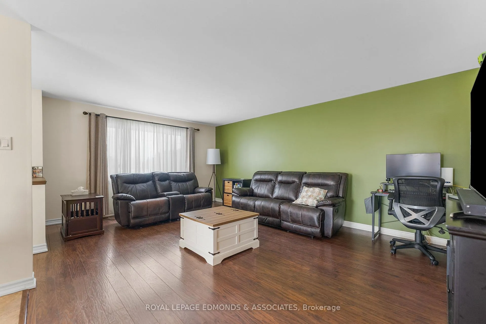 Photo 8 of 12 Wilbert Street, Petawawa — HOMEH