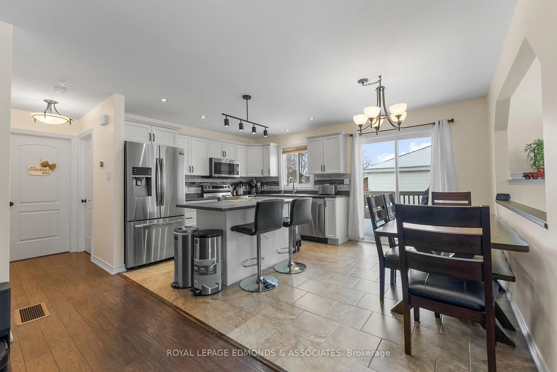 Photo 11 of 12 Wilbert Street, Petawawa — HOMEH
