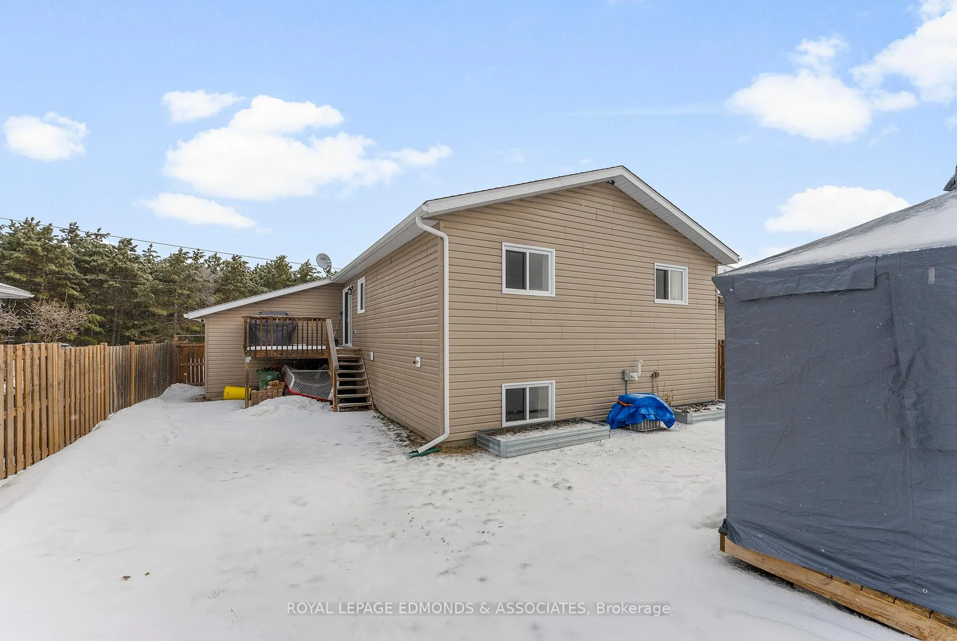 Photo 25 of 12 Wilbert Street, Petawawa — HOMEH