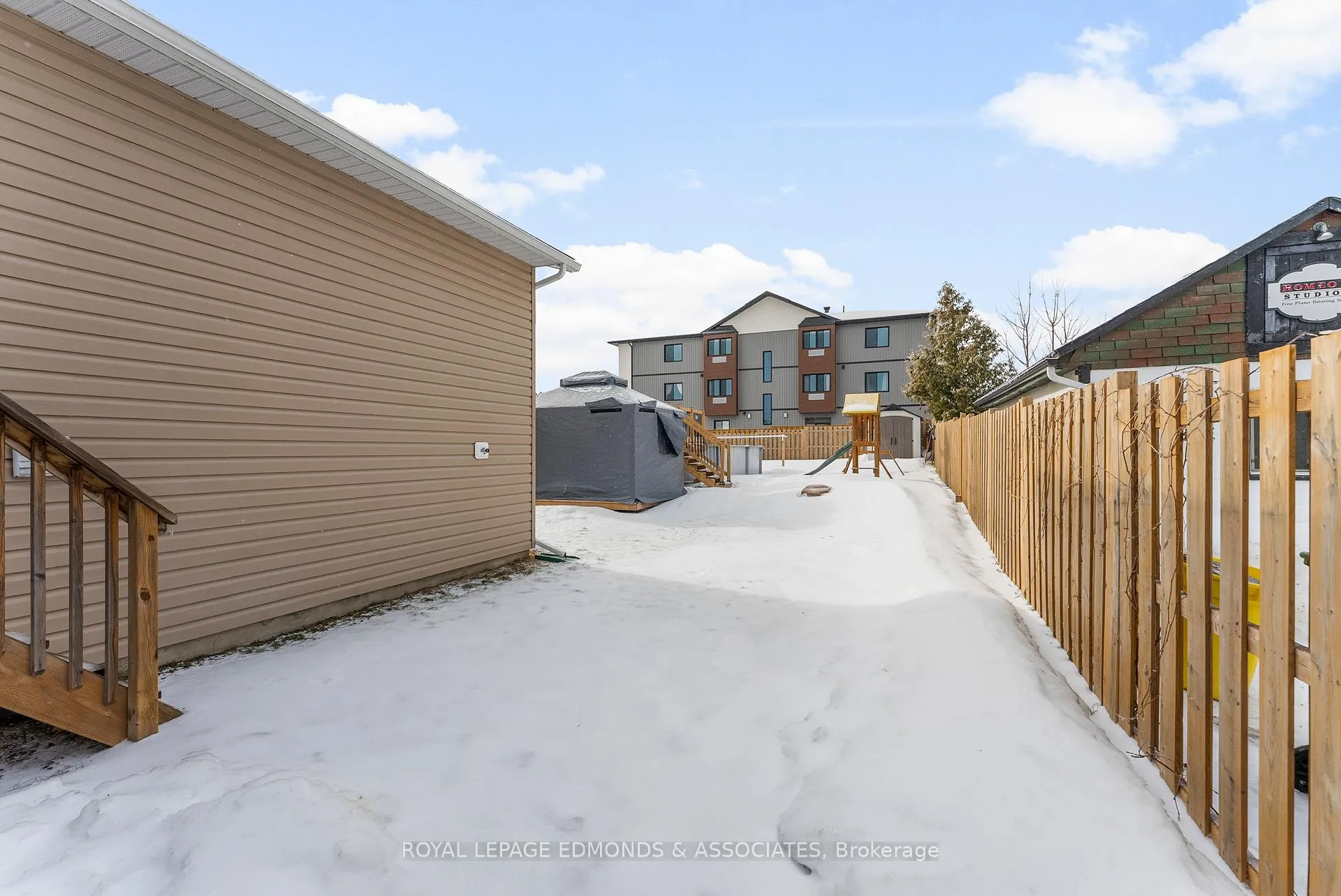 Photo 27 of 12 Wilbert Street, Petawawa — HOMEH