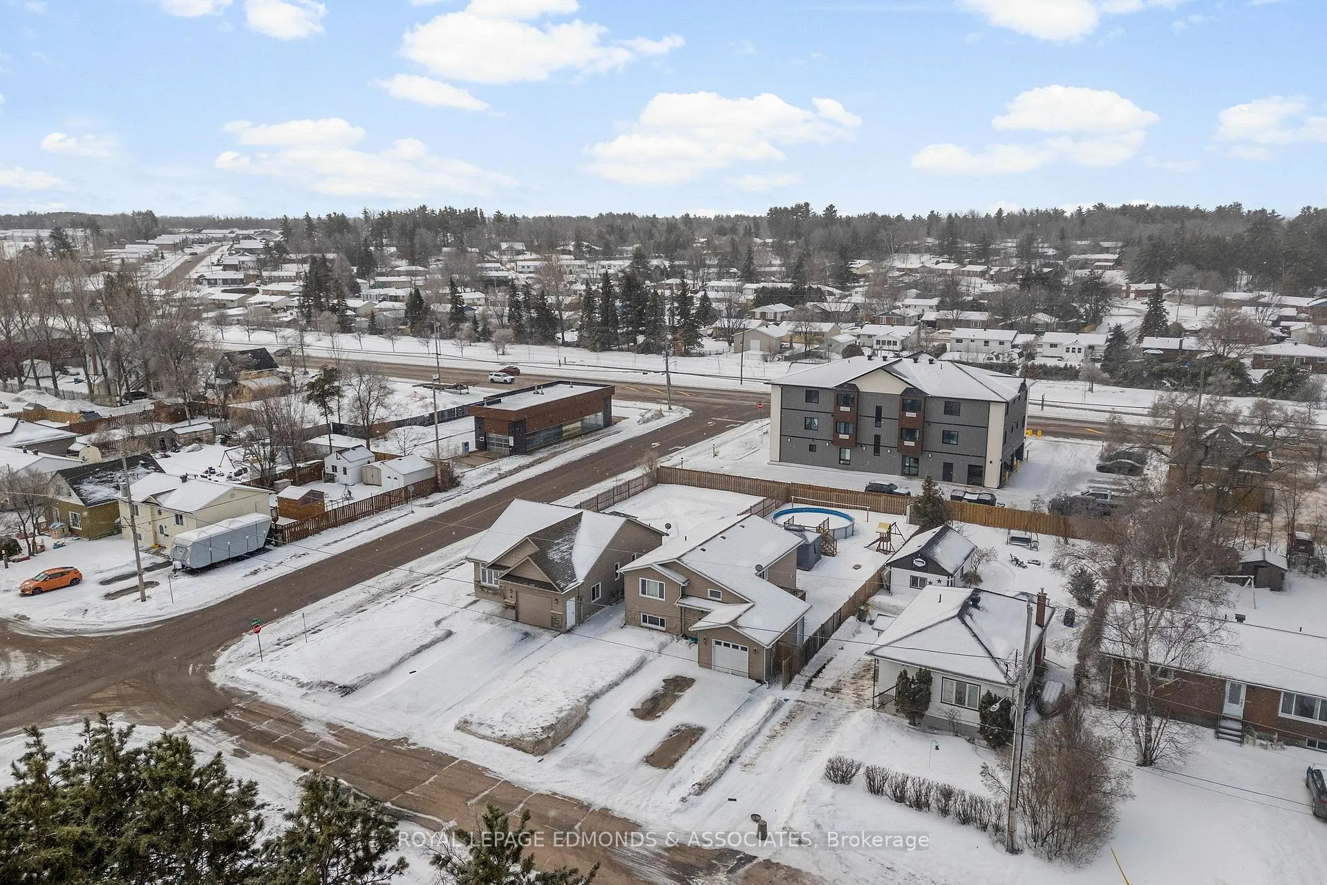Photo 29 of 12 Wilbert Street, Petawawa — HOMEH