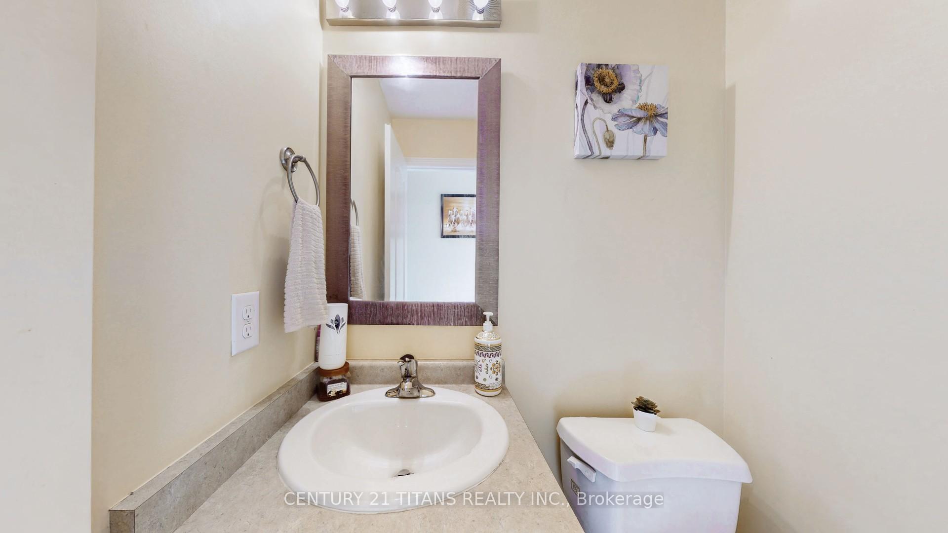 Photo 16 of 44 Dewell Crescent, Clarington, Courtice — HOMEH