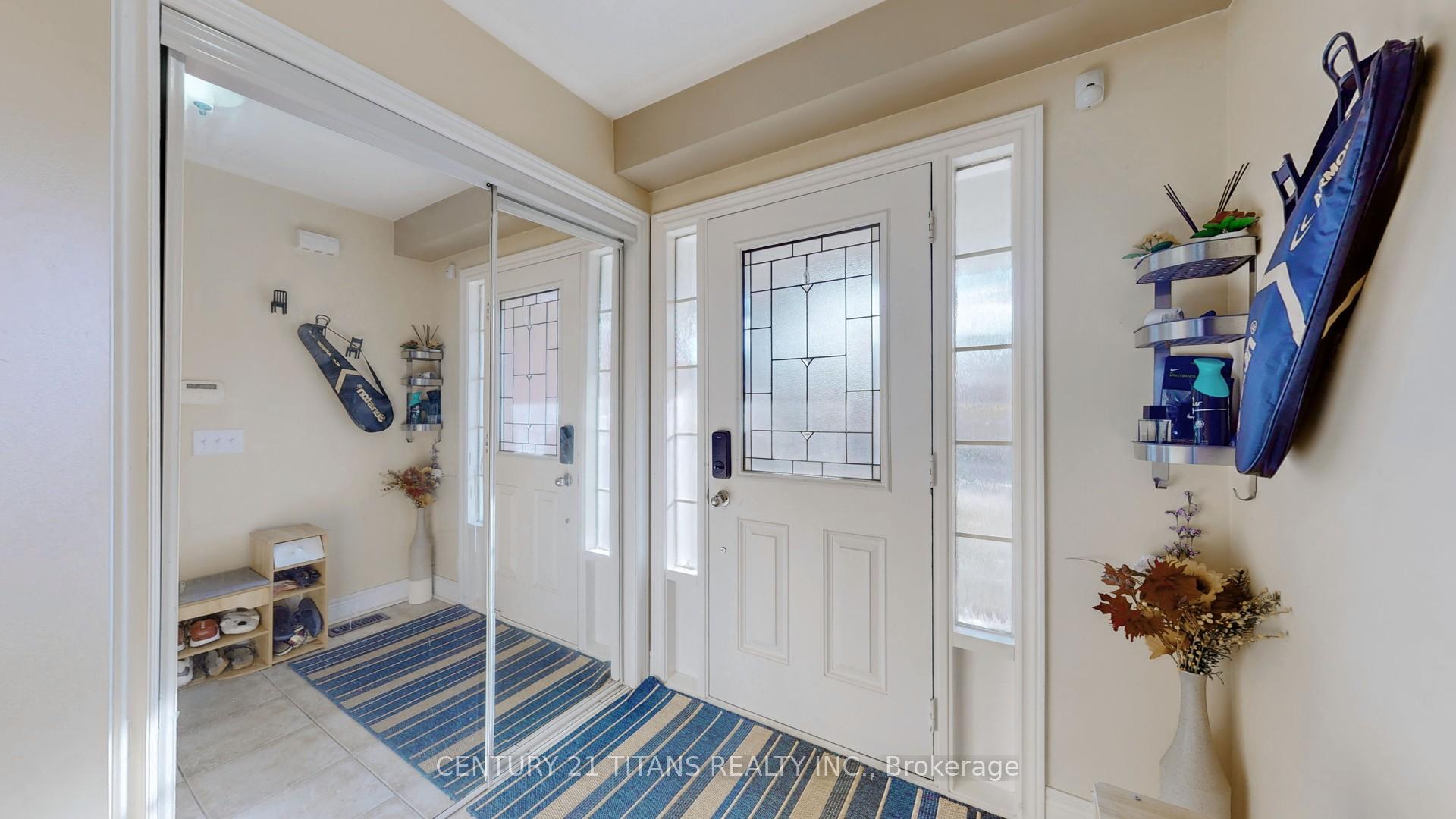 Photo 17 of 44 Dewell Crescent, Clarington, Courtice — HOMEH