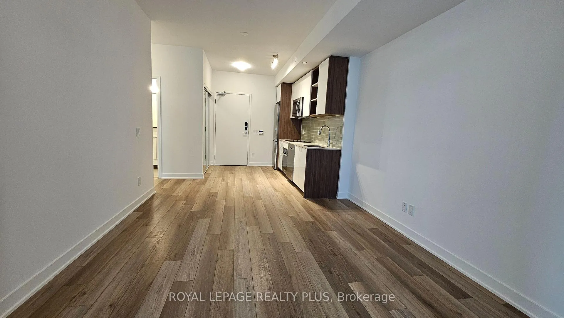 Photo 6 of Unit 638, 543 Richmond Street W, Toronto, Waterfront Communities — HOMEH