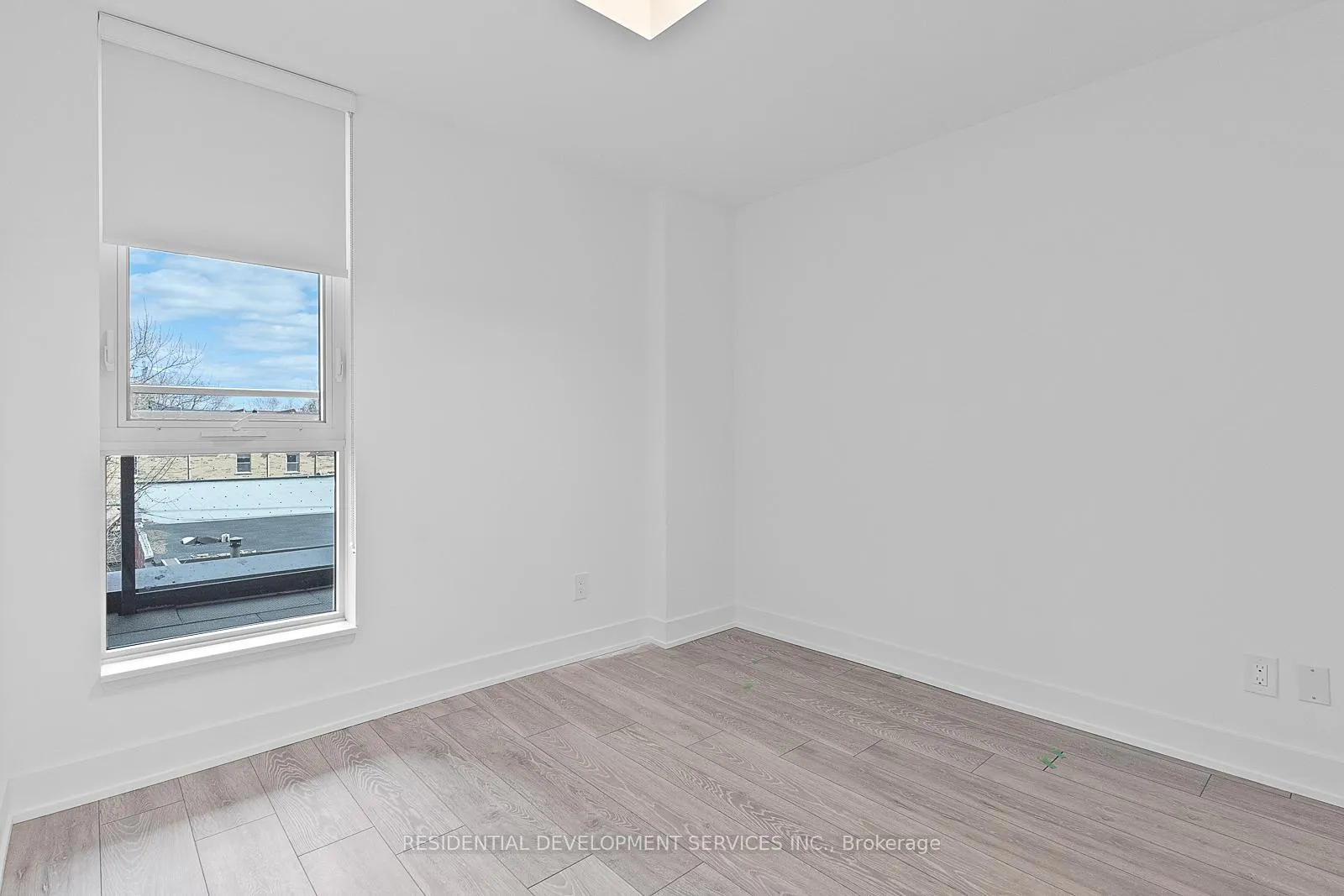 Photo 9 of Unit 309, 1285 Queen Street E, Toronto, Greenwood-Coxwell — HOMEH