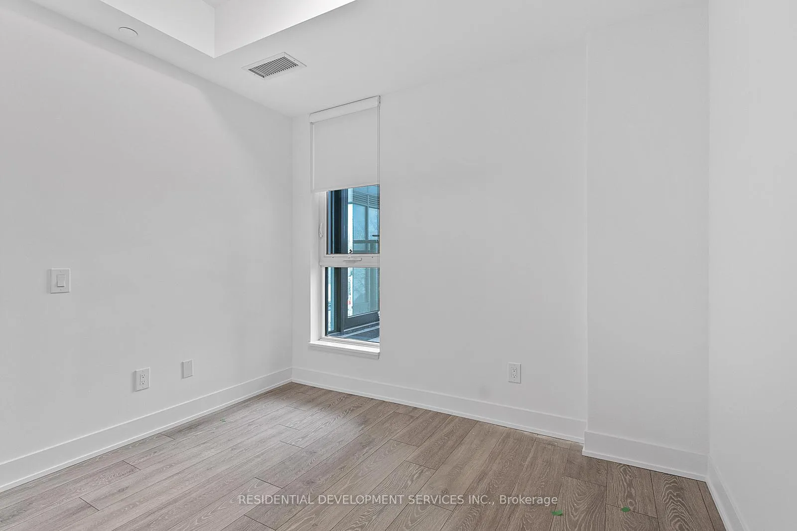 Photo 10 of Unit 309, 1285 Queen Street E, Toronto, Greenwood-Coxwell — HOMEH