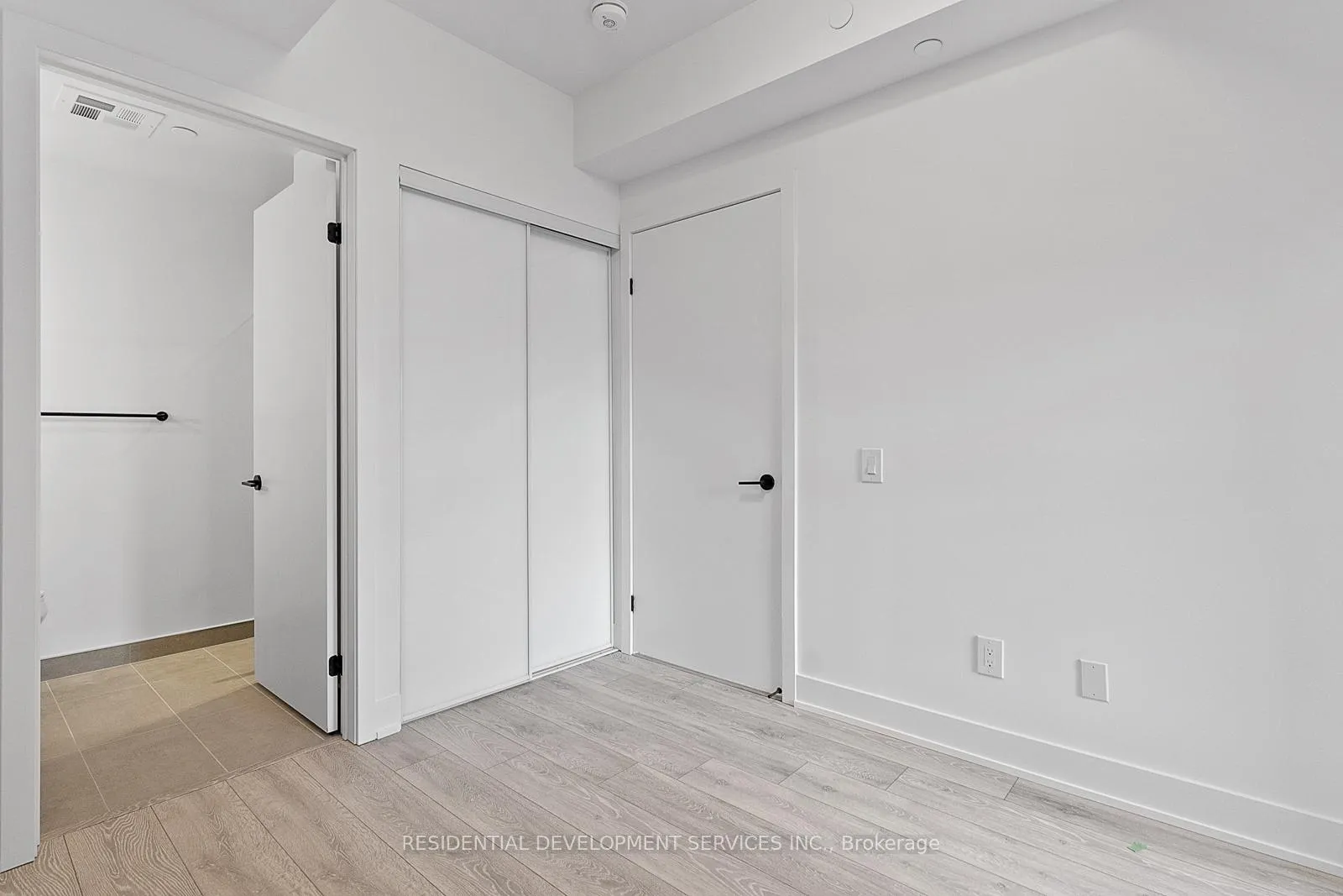 Photo 11 of Unit 309, 1285 Queen Street E, Toronto, Greenwood-Coxwell — HOMEH