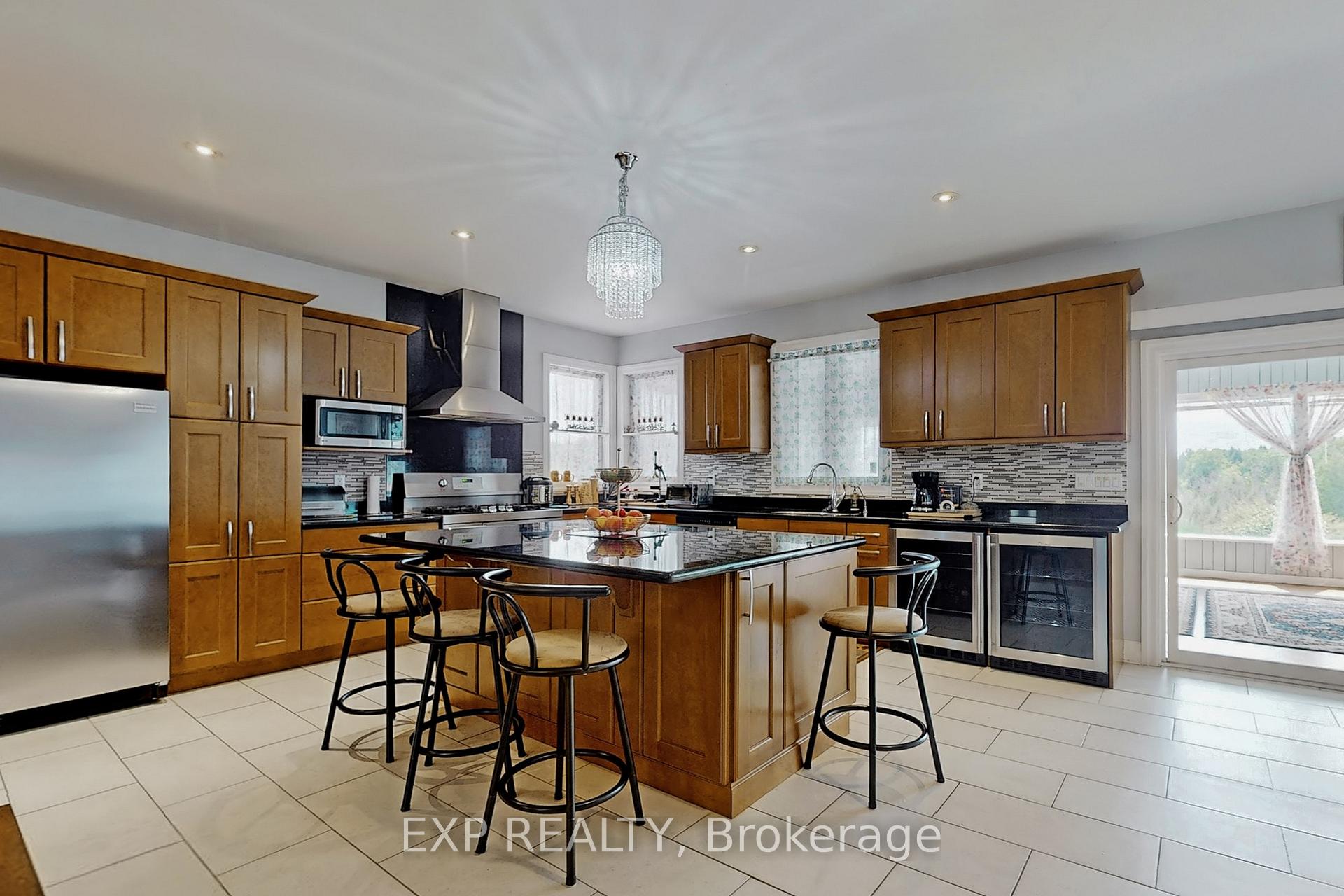 Photo 9 of 11433 Highway 9, Caledon, Palgrave — HOMEH