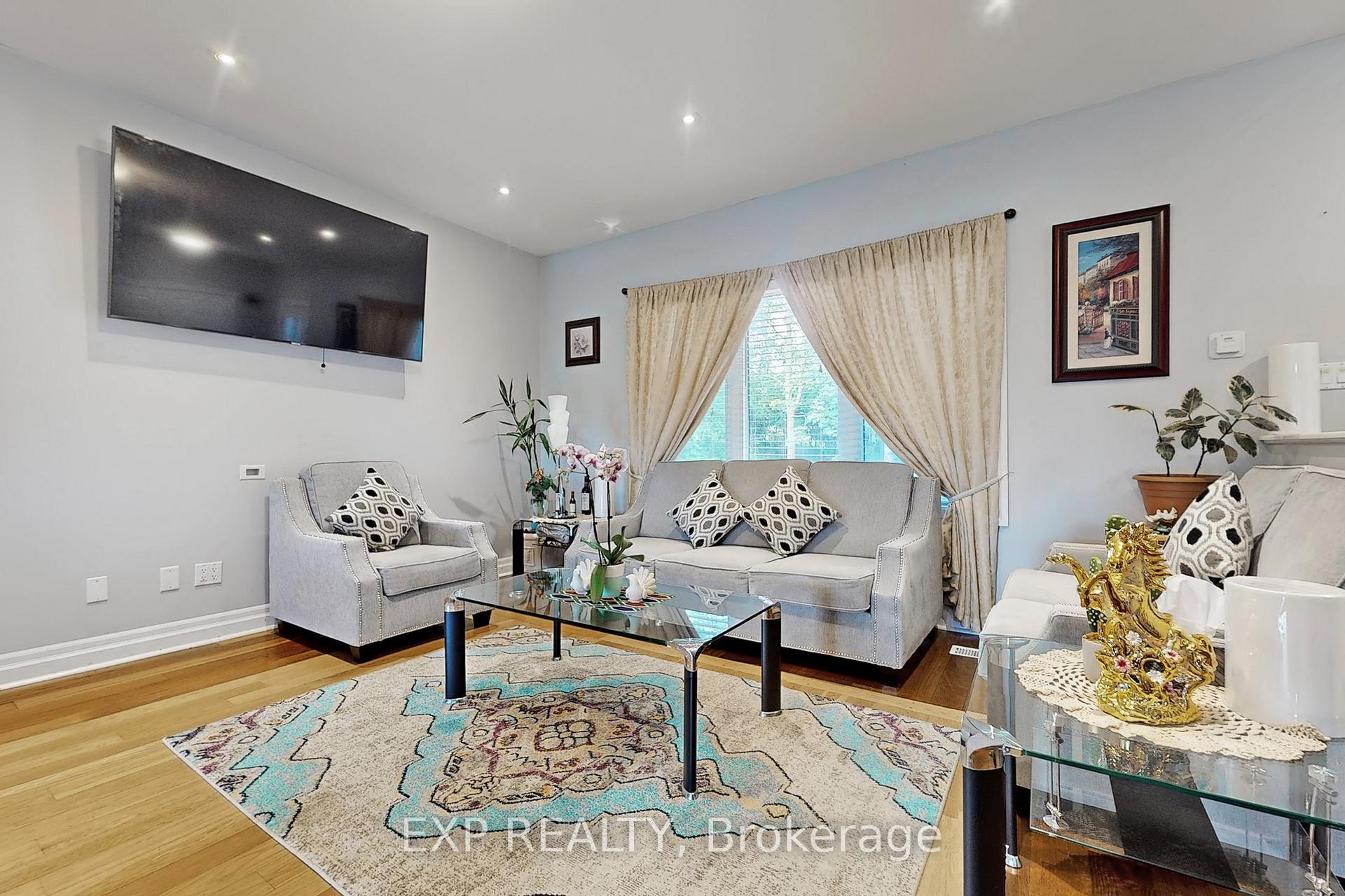 Photo 11 of 11433 Highway 9, Caledon, Palgrave — HOMEH