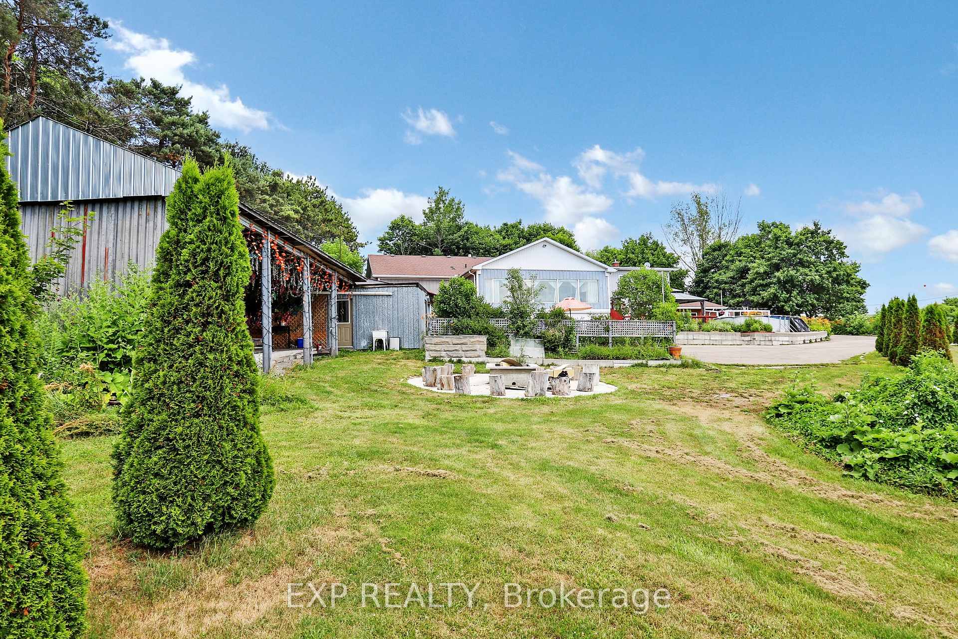 Photo 19 of 11433 Highway 9, Caledon, Palgrave — HOMEH