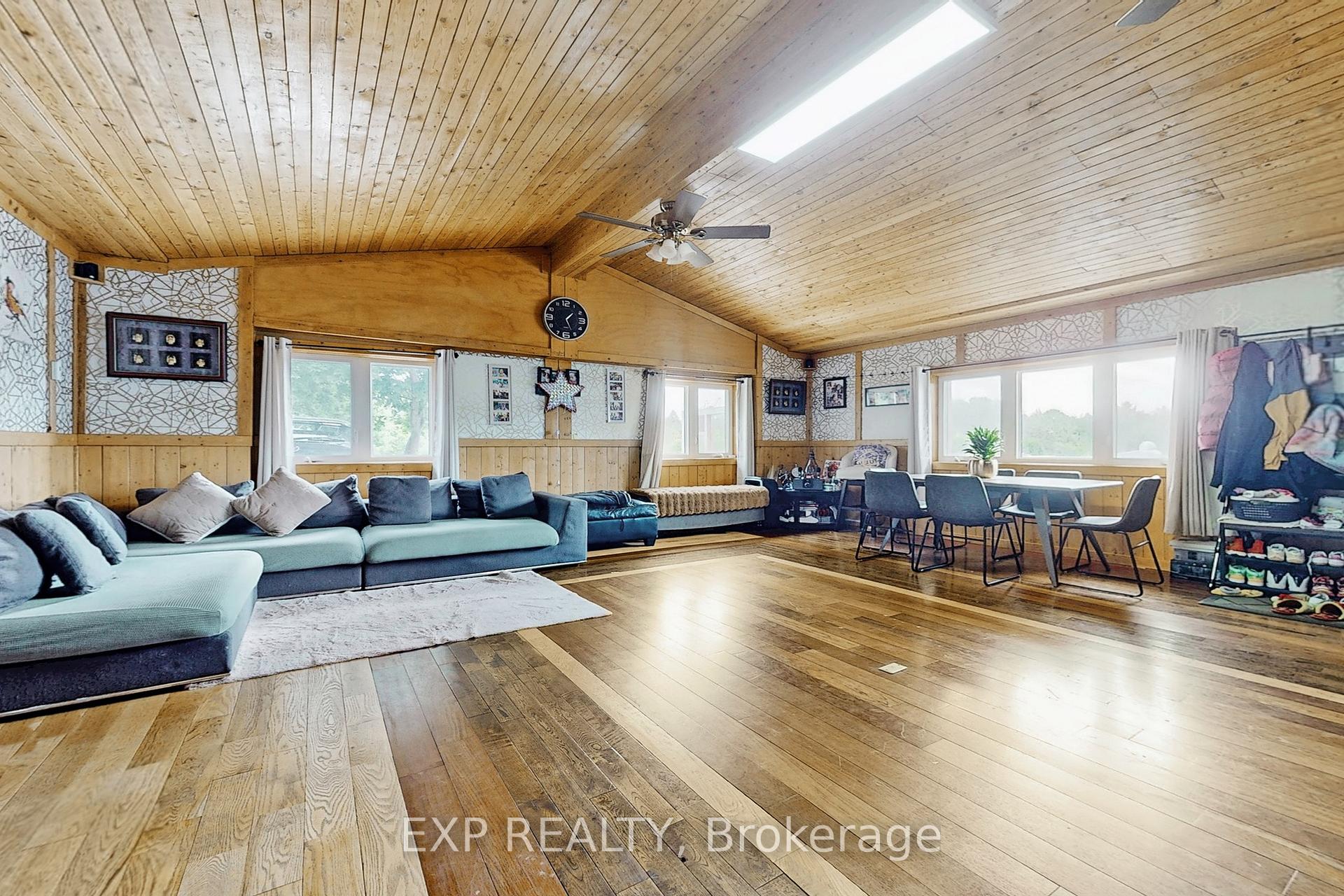 Photo 28 of 11433 Highway 9, Caledon, Palgrave — HOMEH